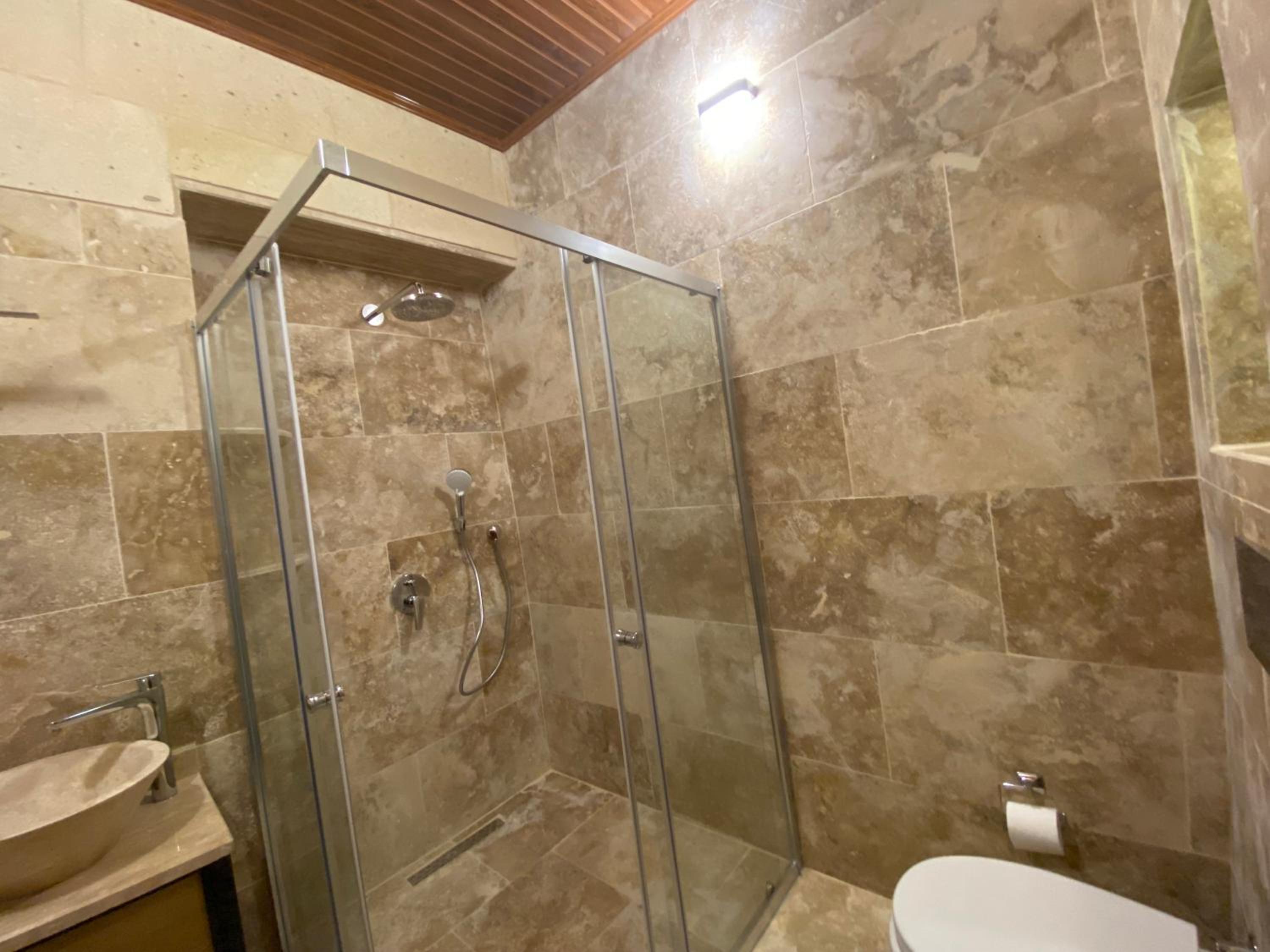 Double Room with Mountain View - Photo 6
