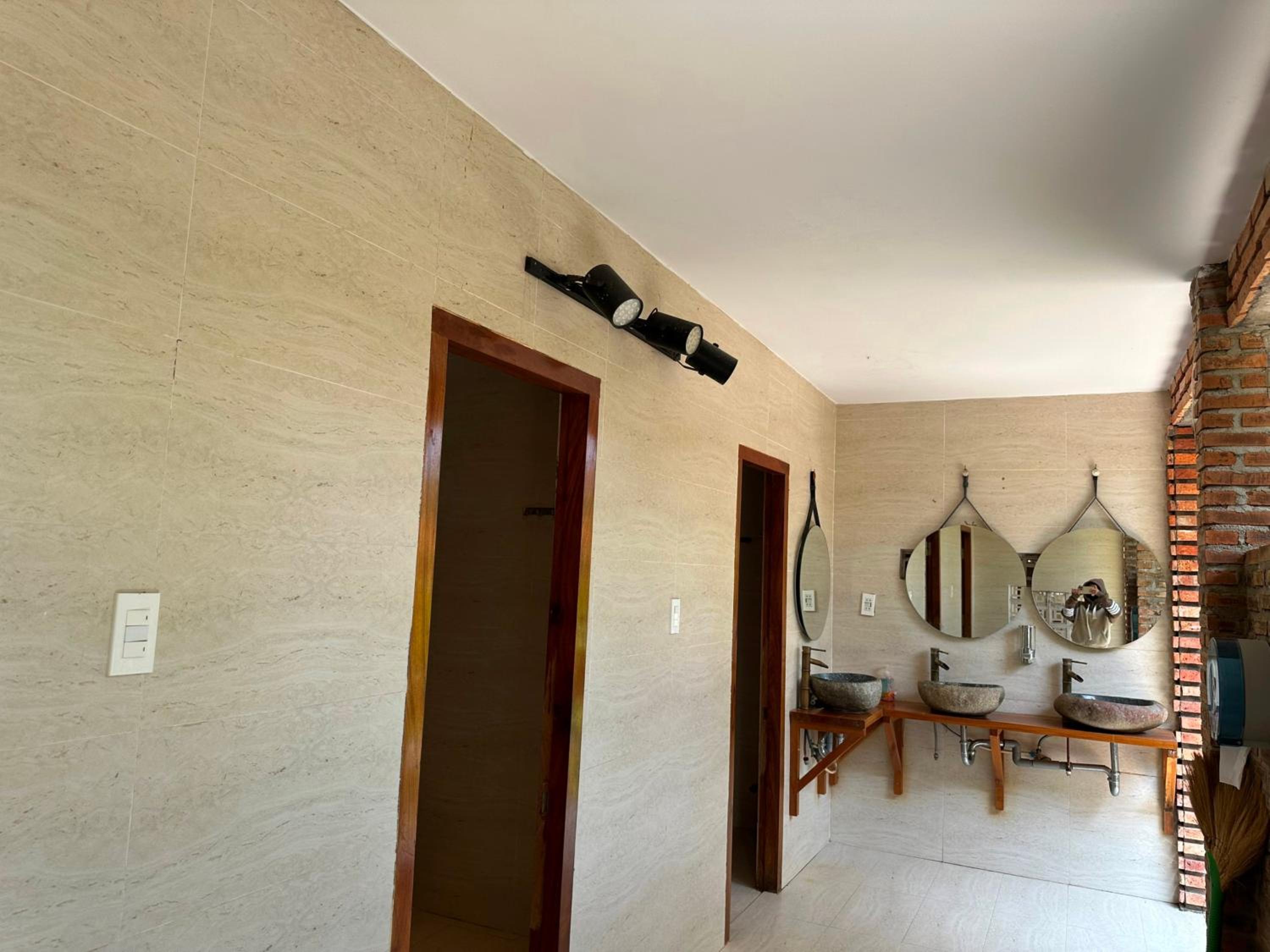 Deluxe Quadruple Room - Photo 2