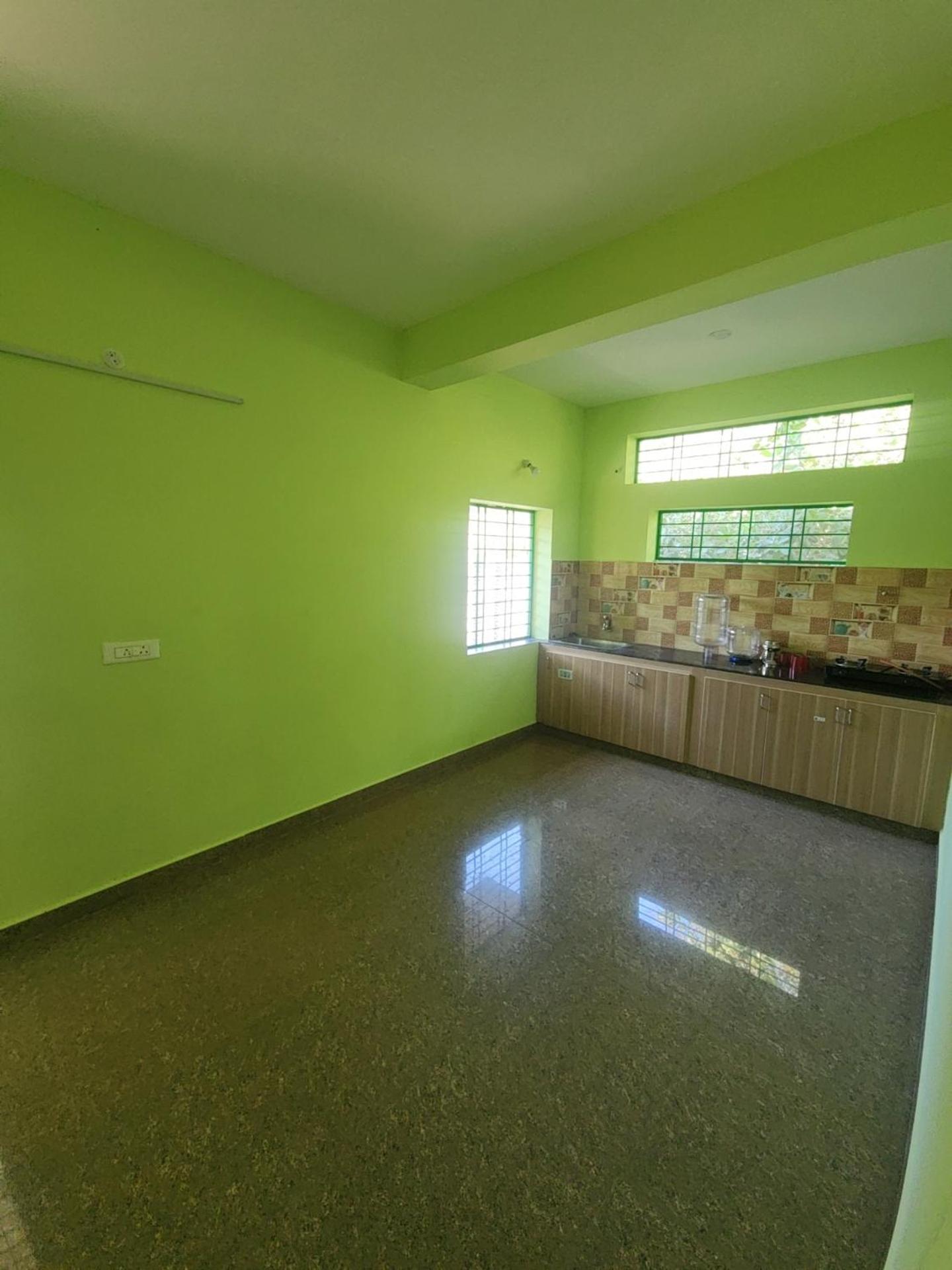 Standard Double Room - Photo 5