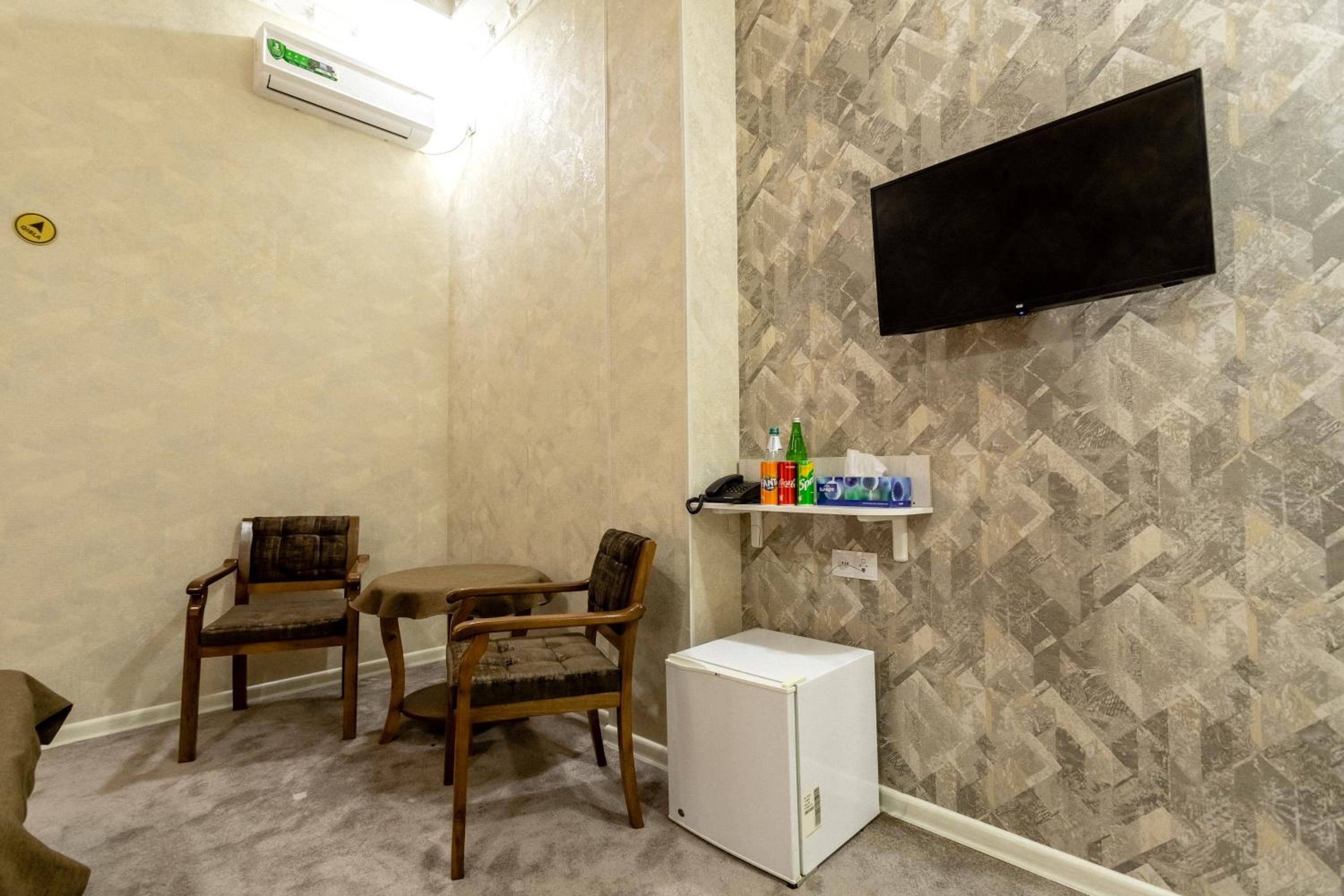 Double Room - Photo 1