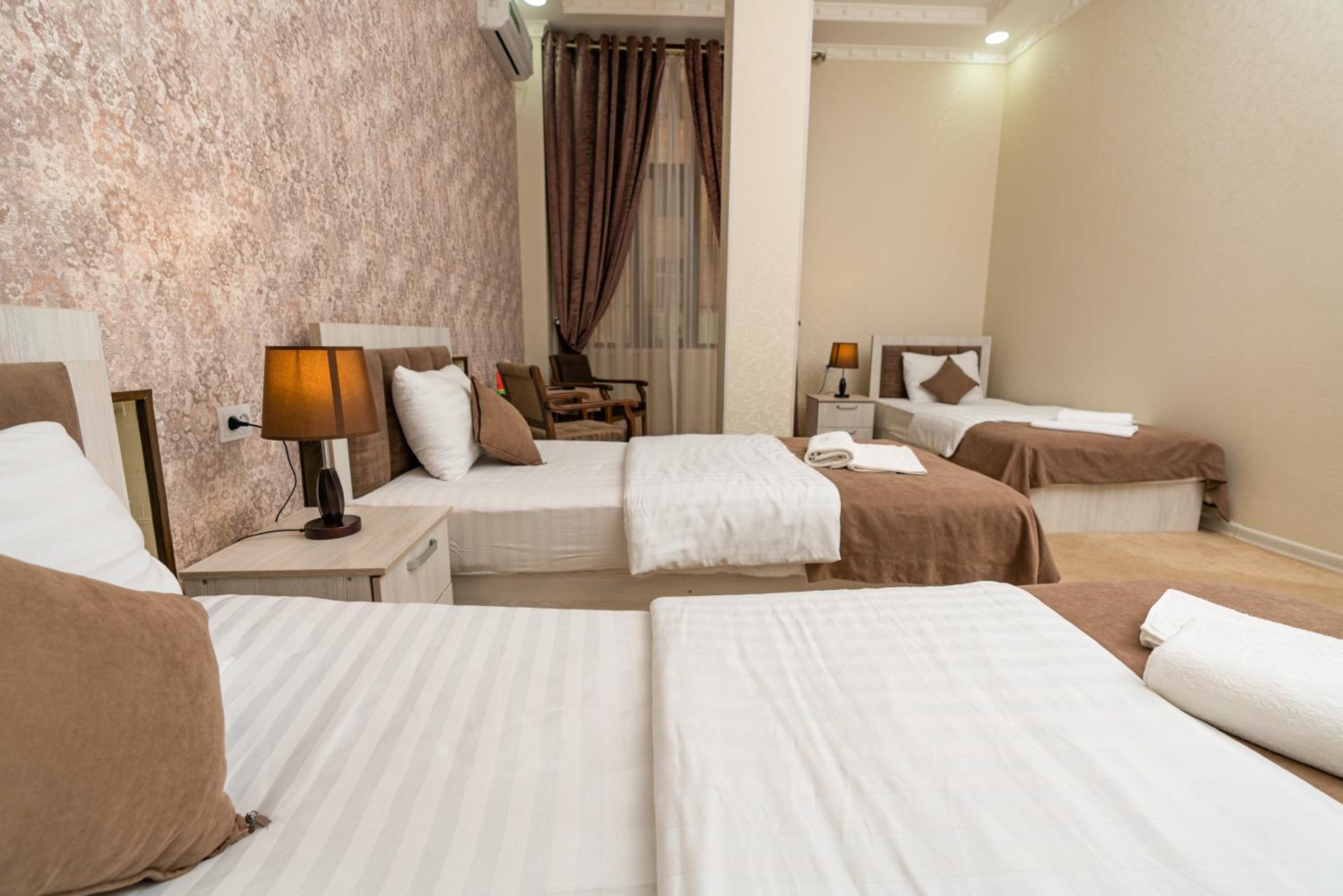 Triple Room - Photo 2