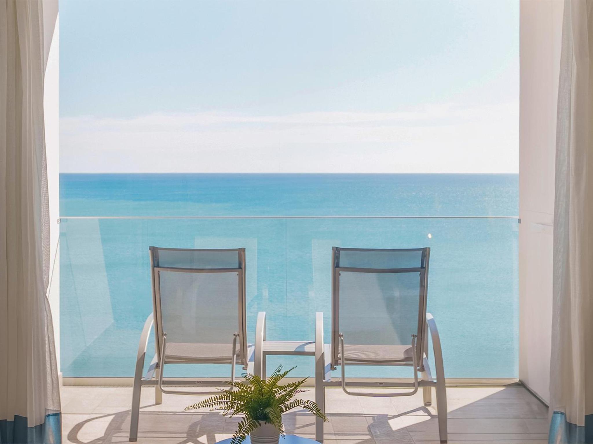 Queen Room with Sea View