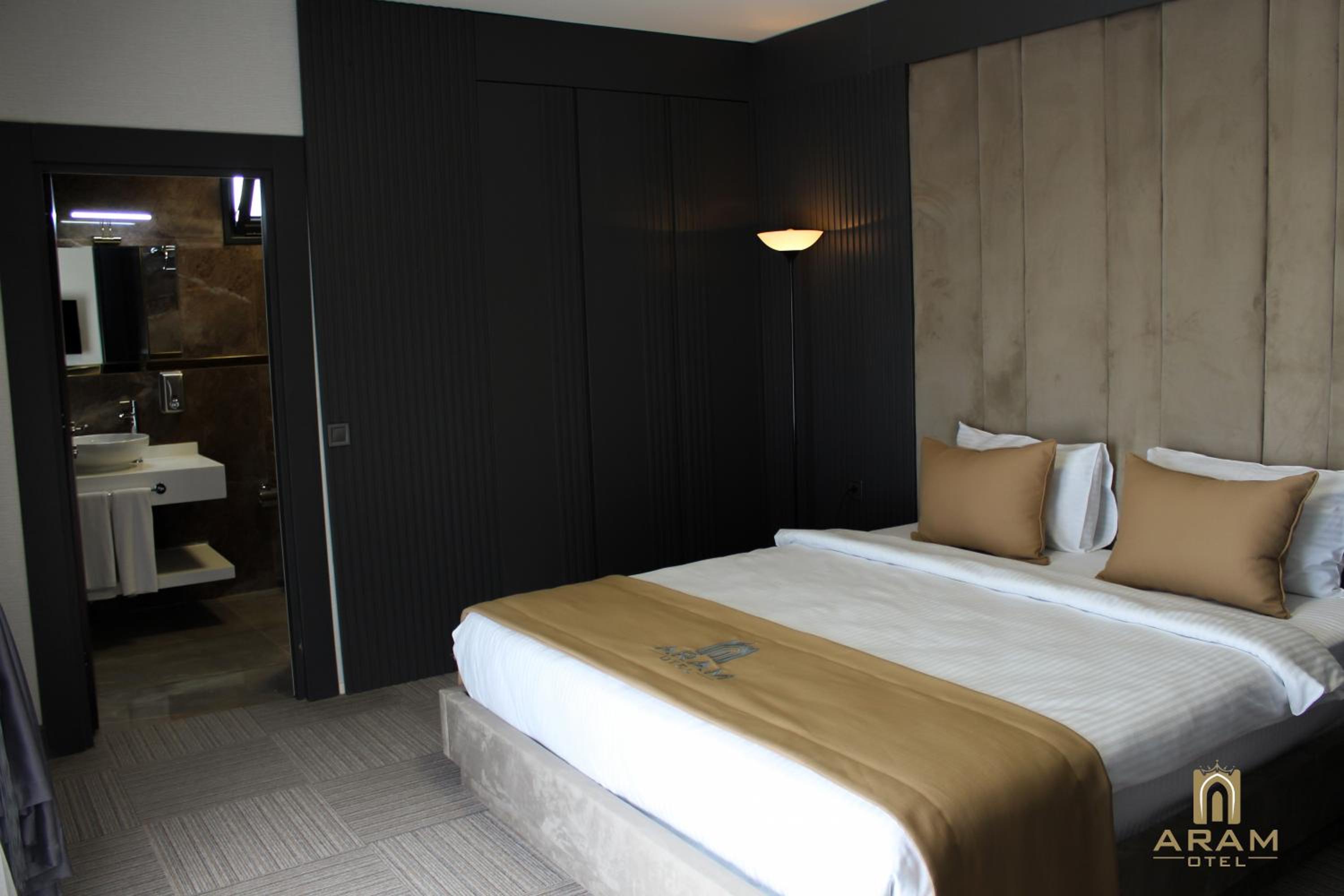 Executive Suite photo 2