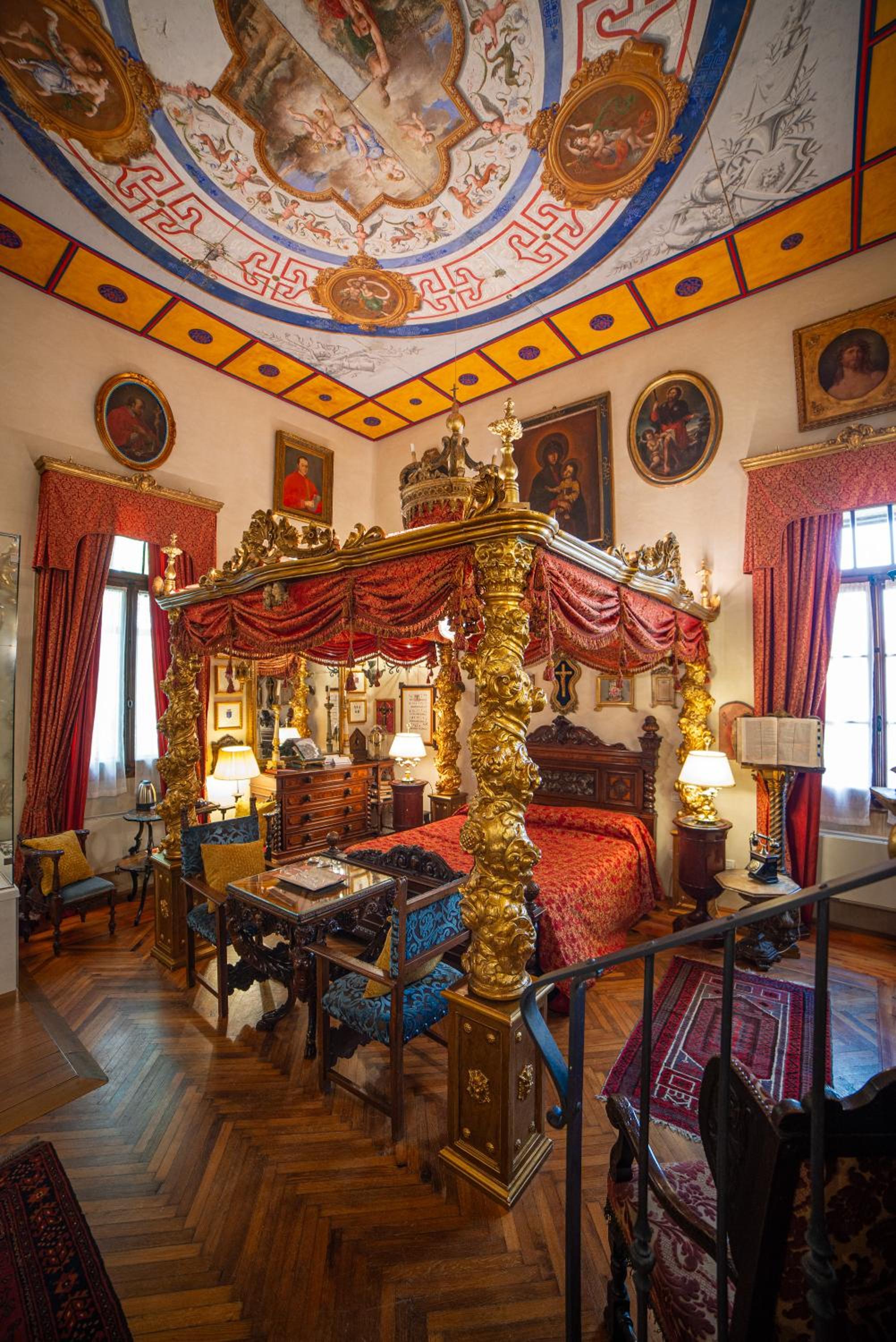 Royal Suite - Photo 7