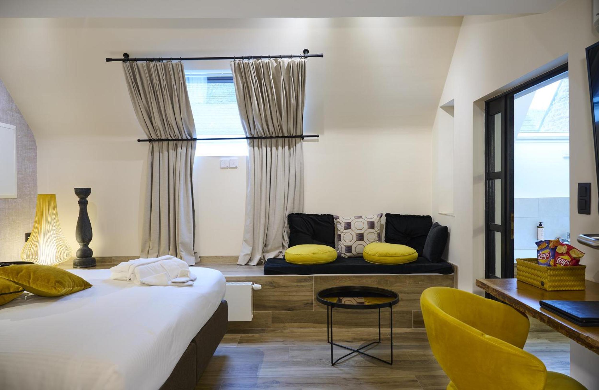 Double Room with Spa Bath