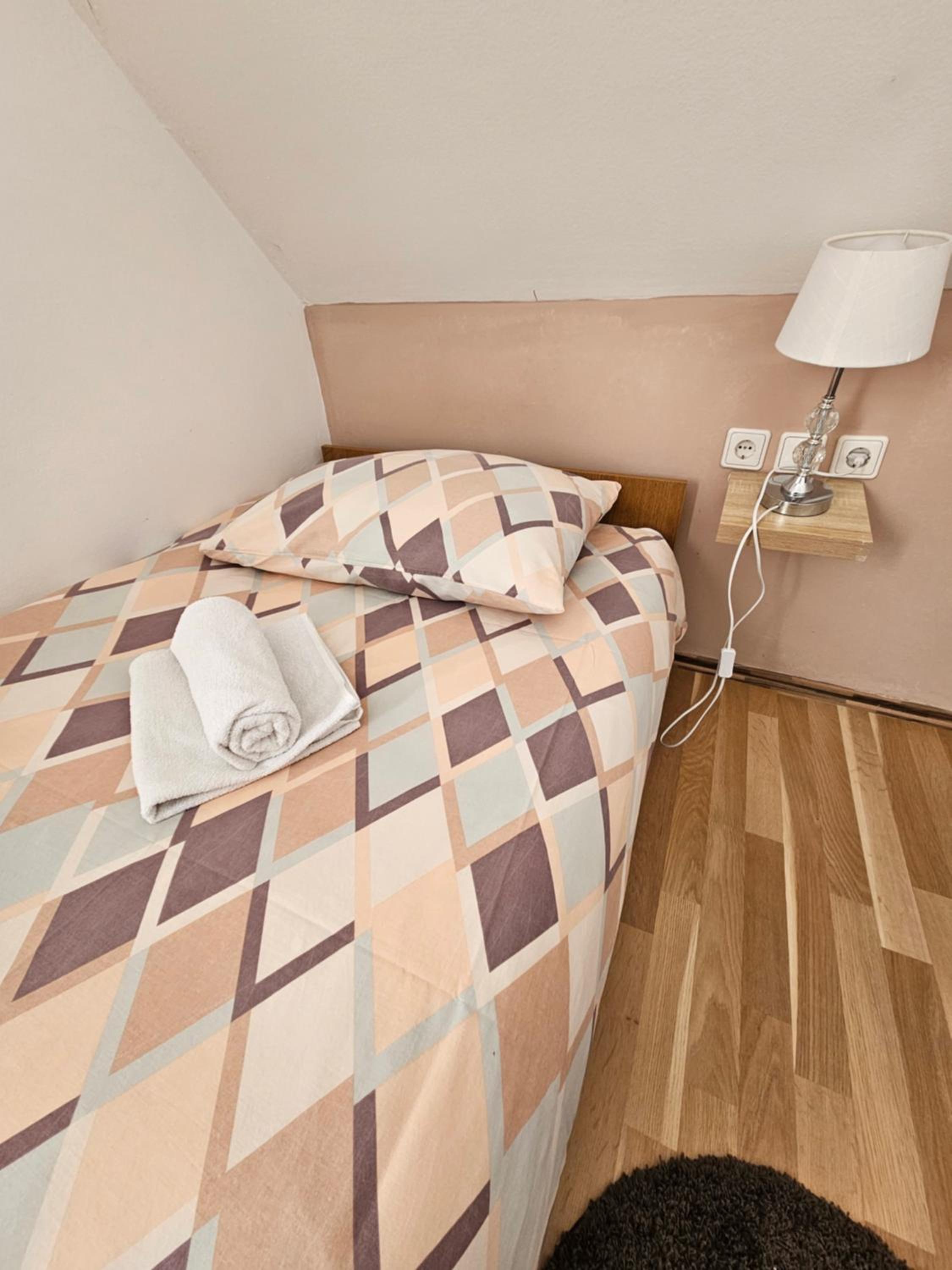 Two-Bedroom Apartment - Photo 3
