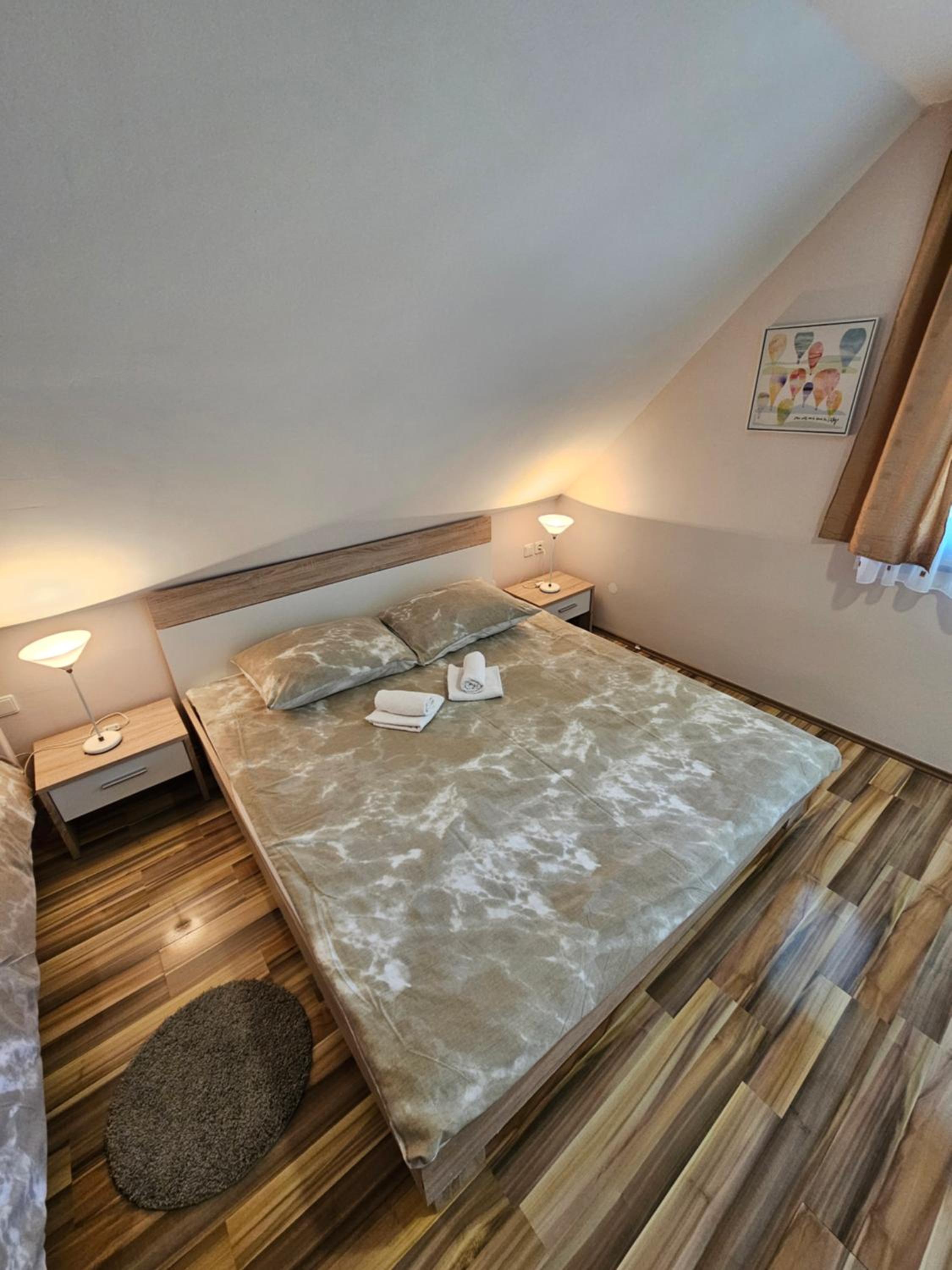 Two-Bedroom Apartment - Photo 7