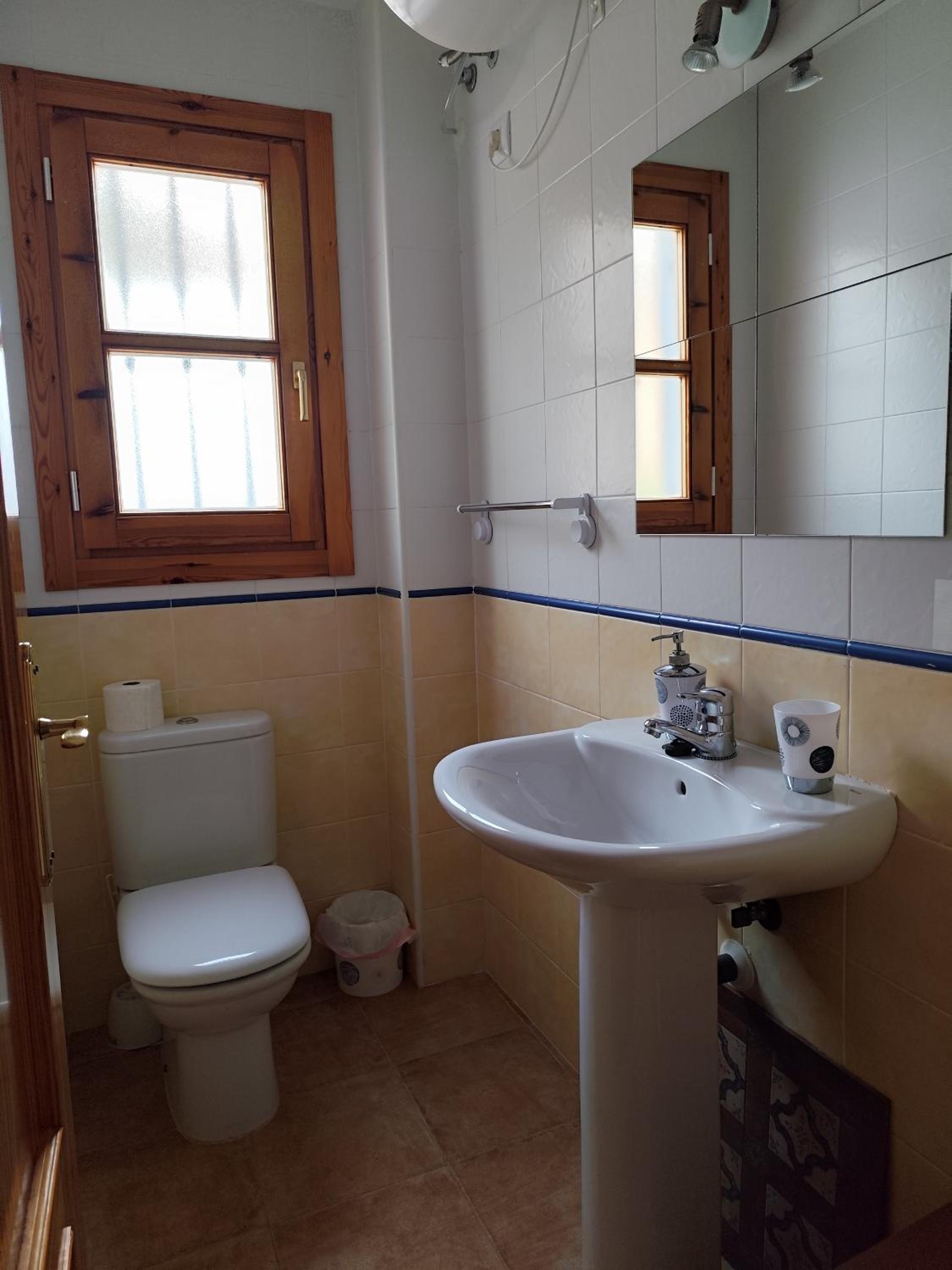 Three-Bedroom House photo 3