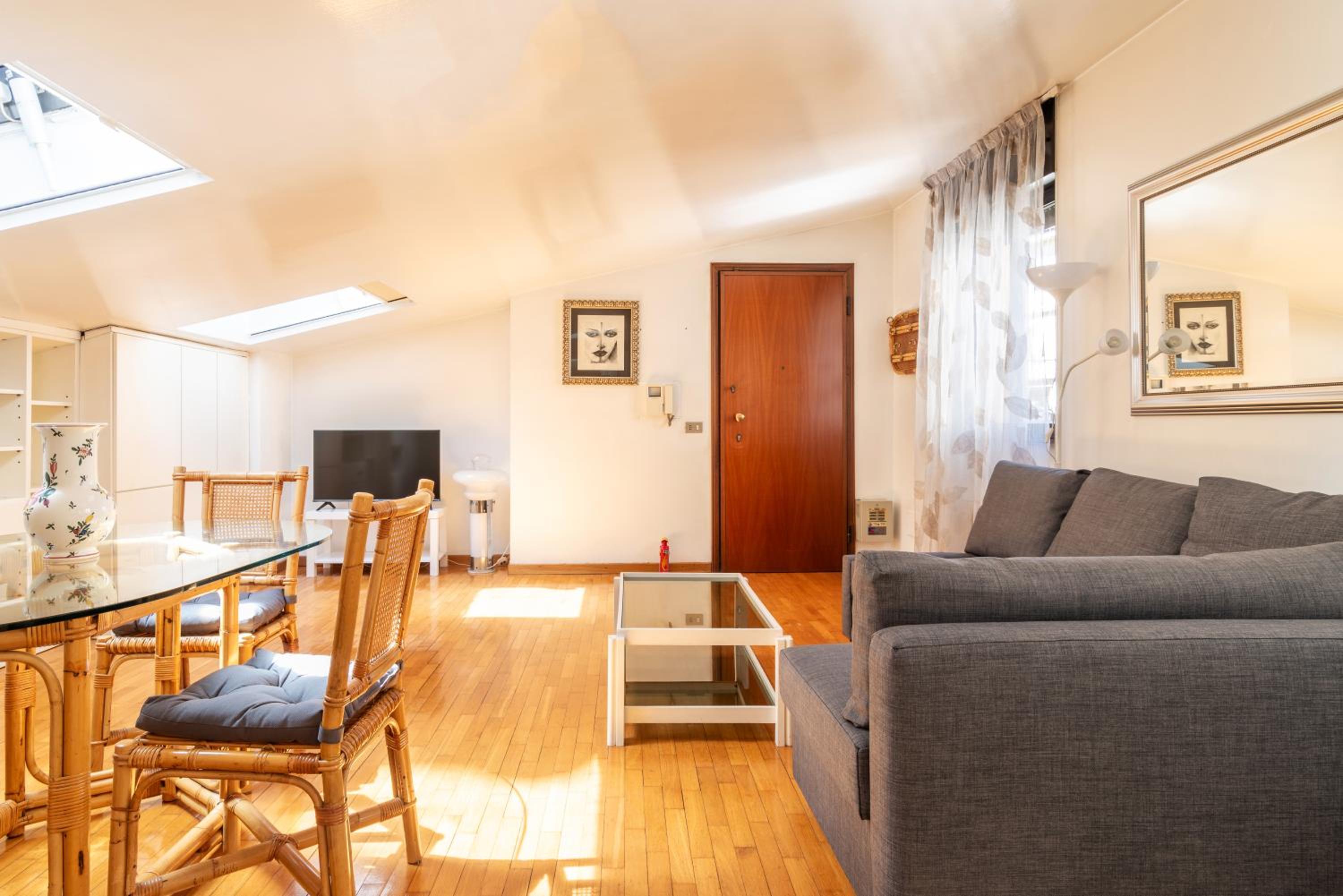 One-Bedroom Apartment