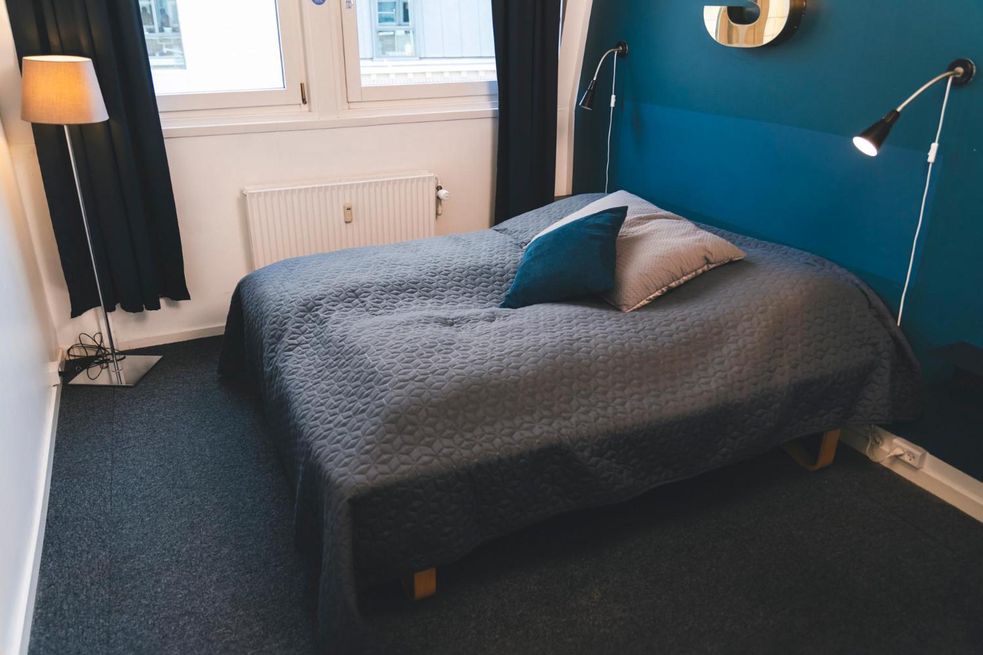 Private Double Room with Shared Bathroom