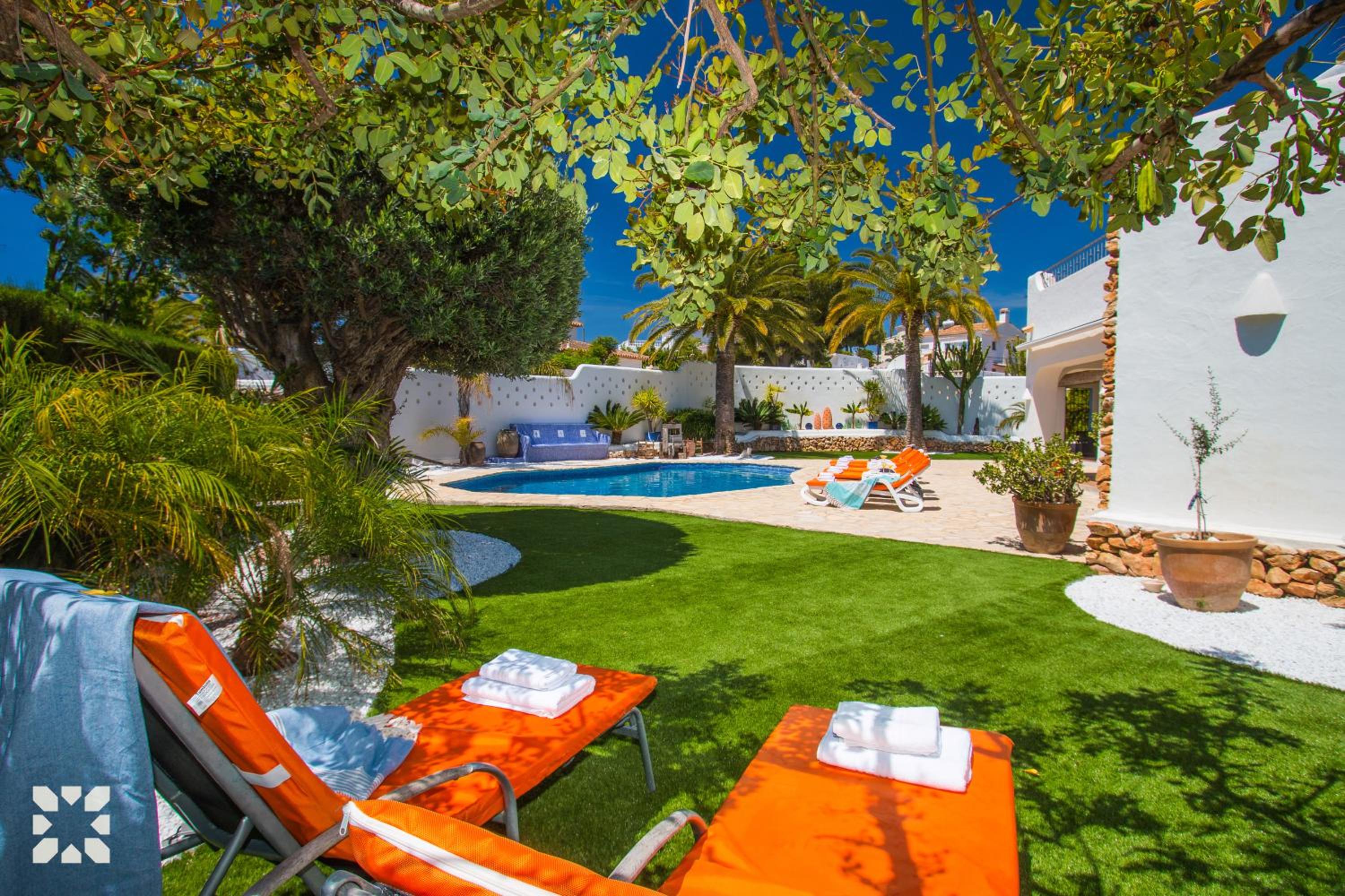 Villa photo 3