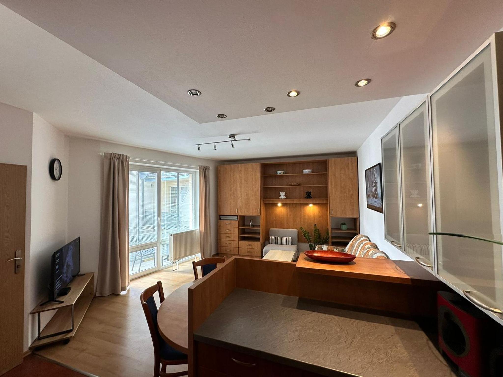Apartment photo 3