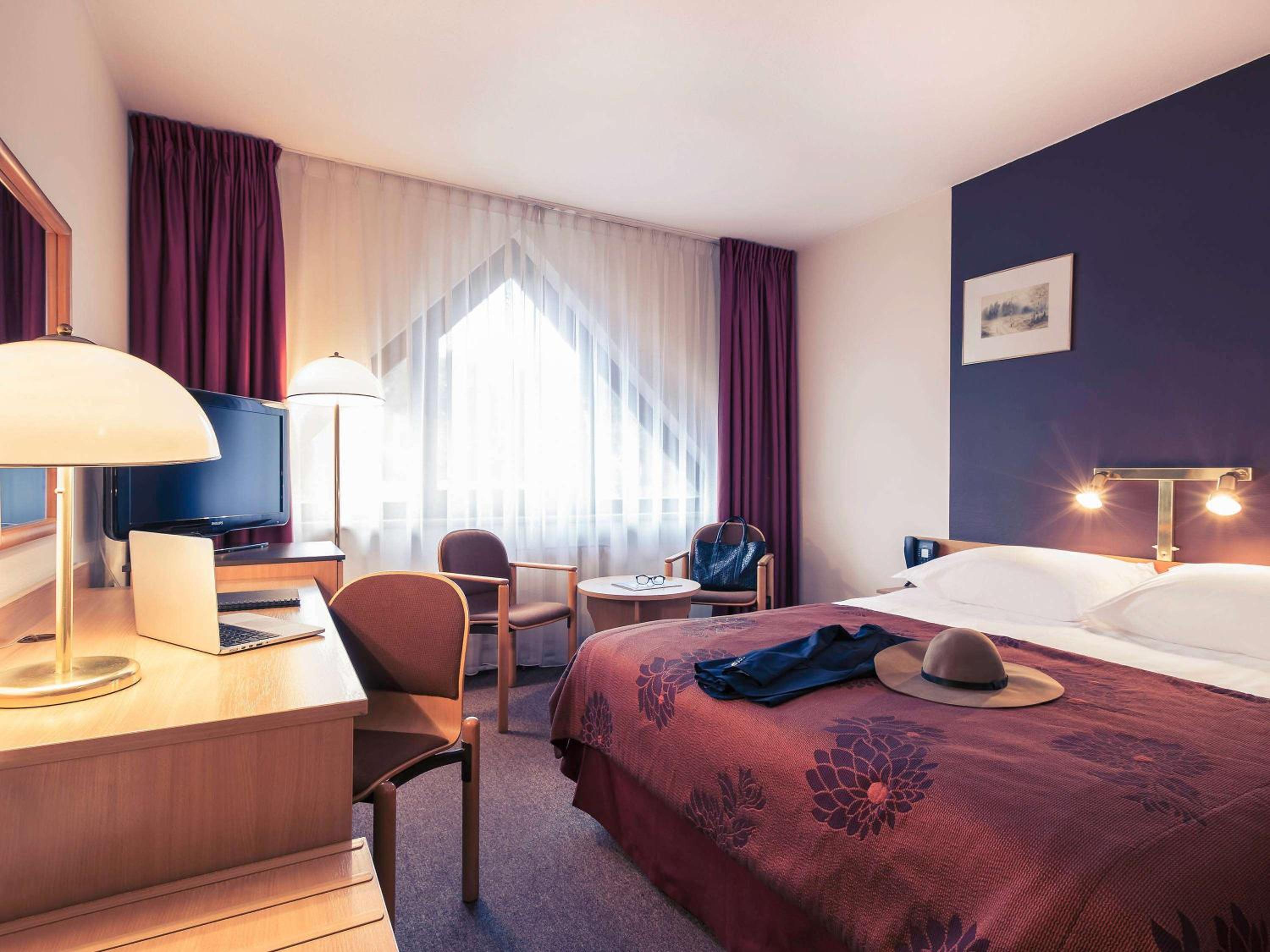 Standard Double Room with Double Bed - Photo 13
