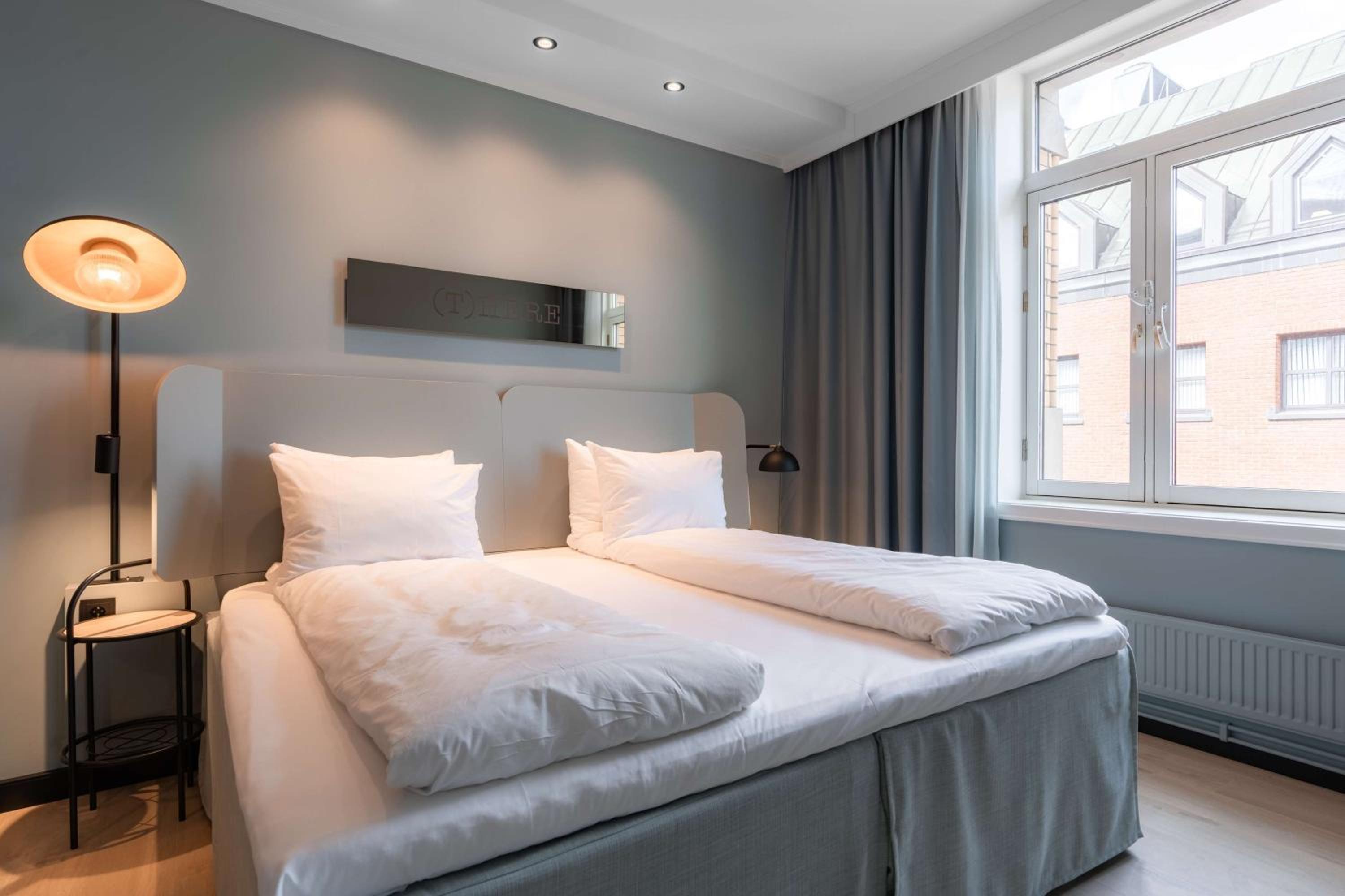 Master Suite thumbnail 5