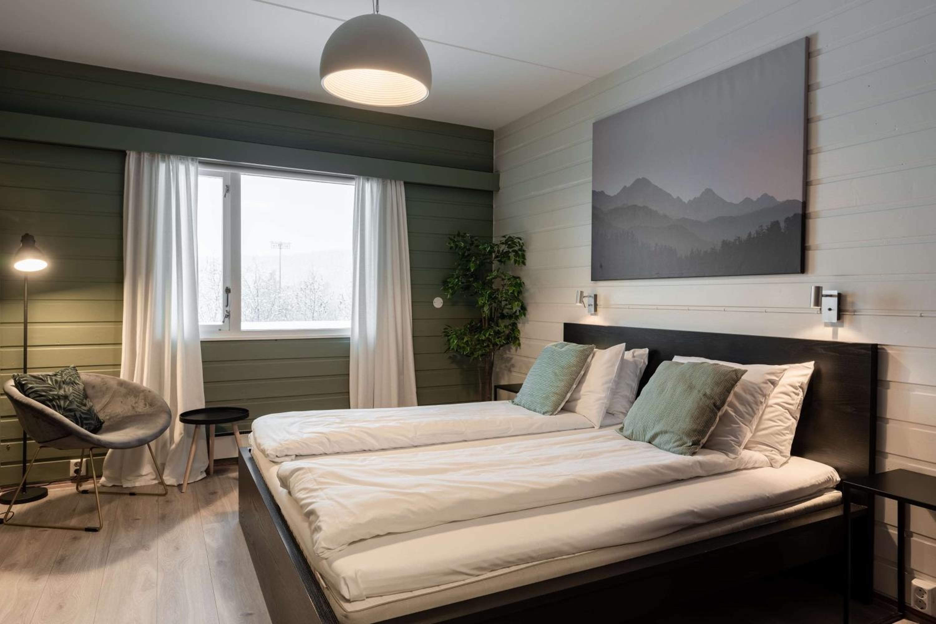Standard King Room - Photo 2