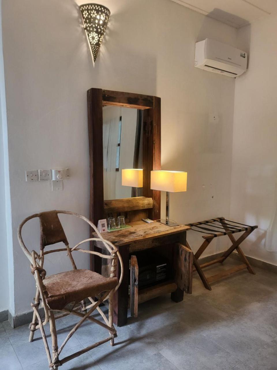 Double Room - Photo 19