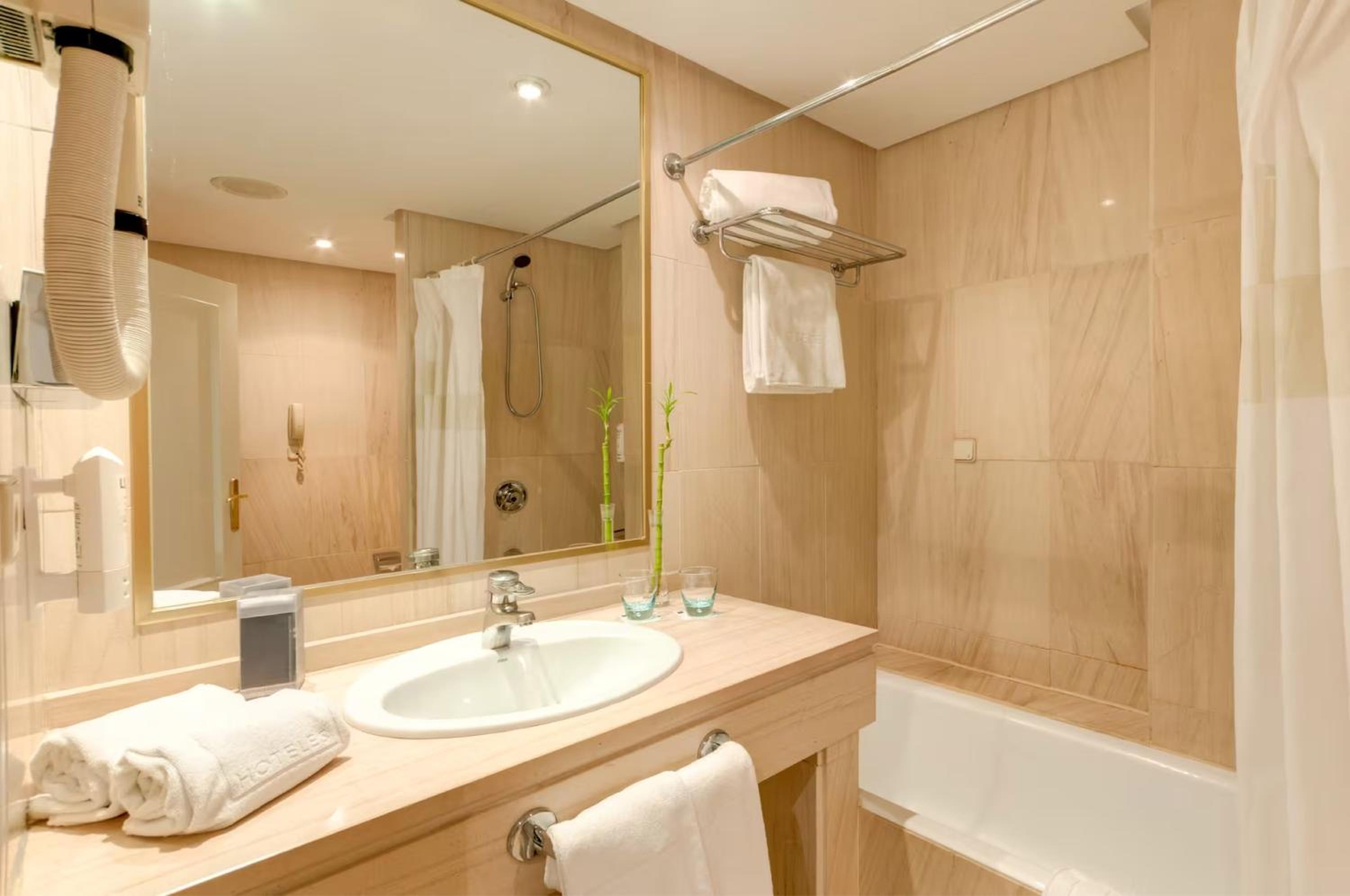 Triple Room - Photo 3