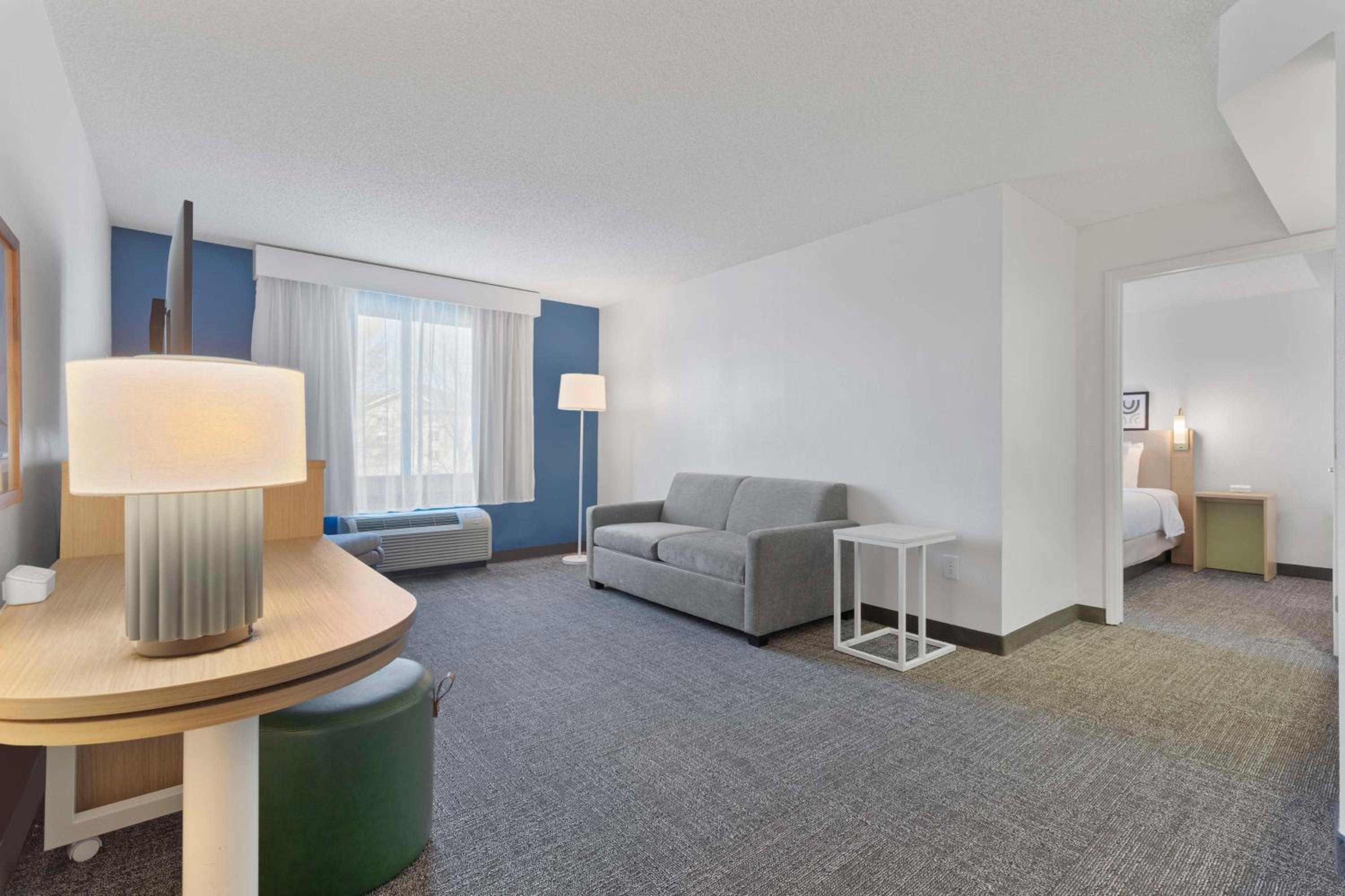 King Suite - Photo 2