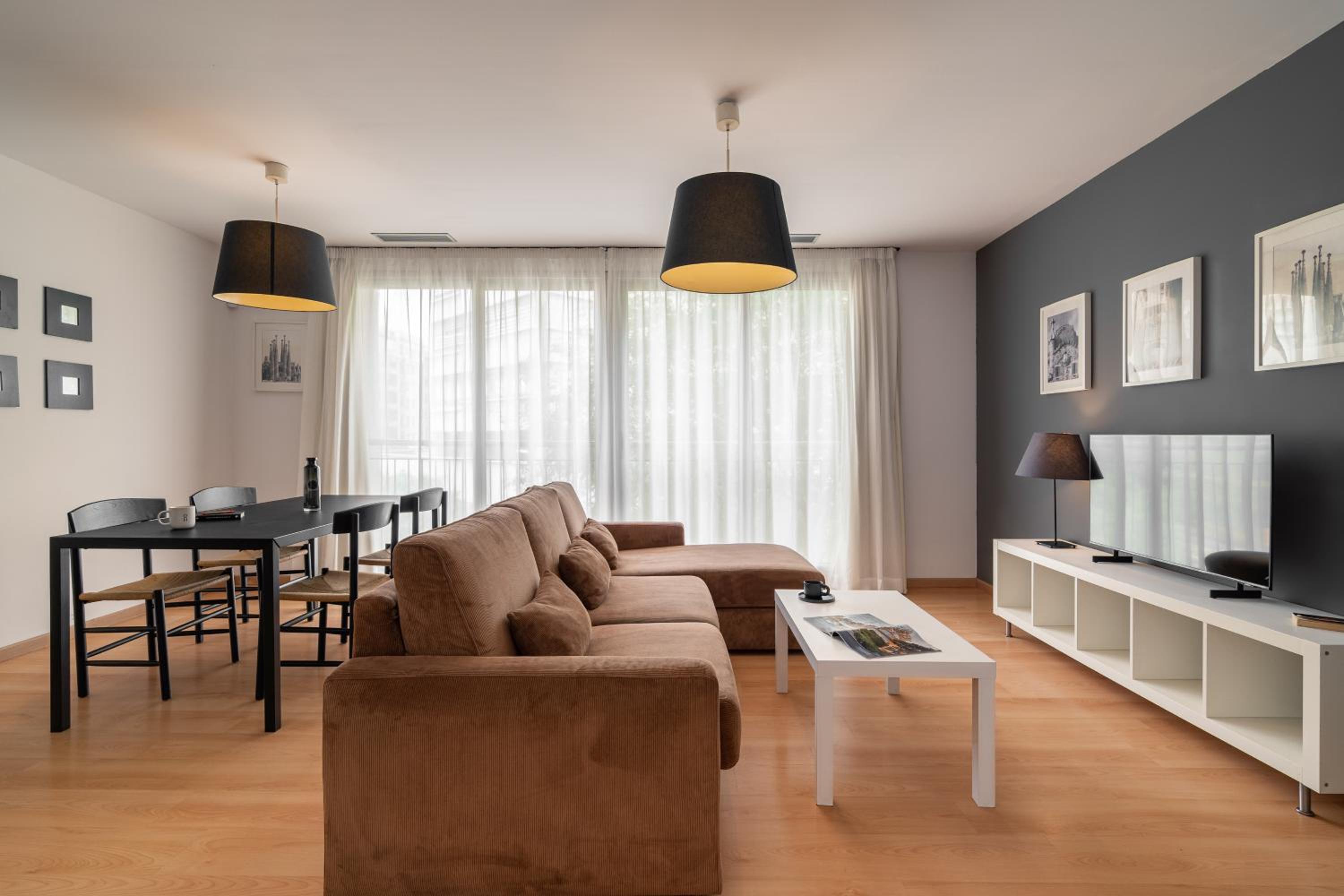 Apartamento de una habitación con vista a la calle