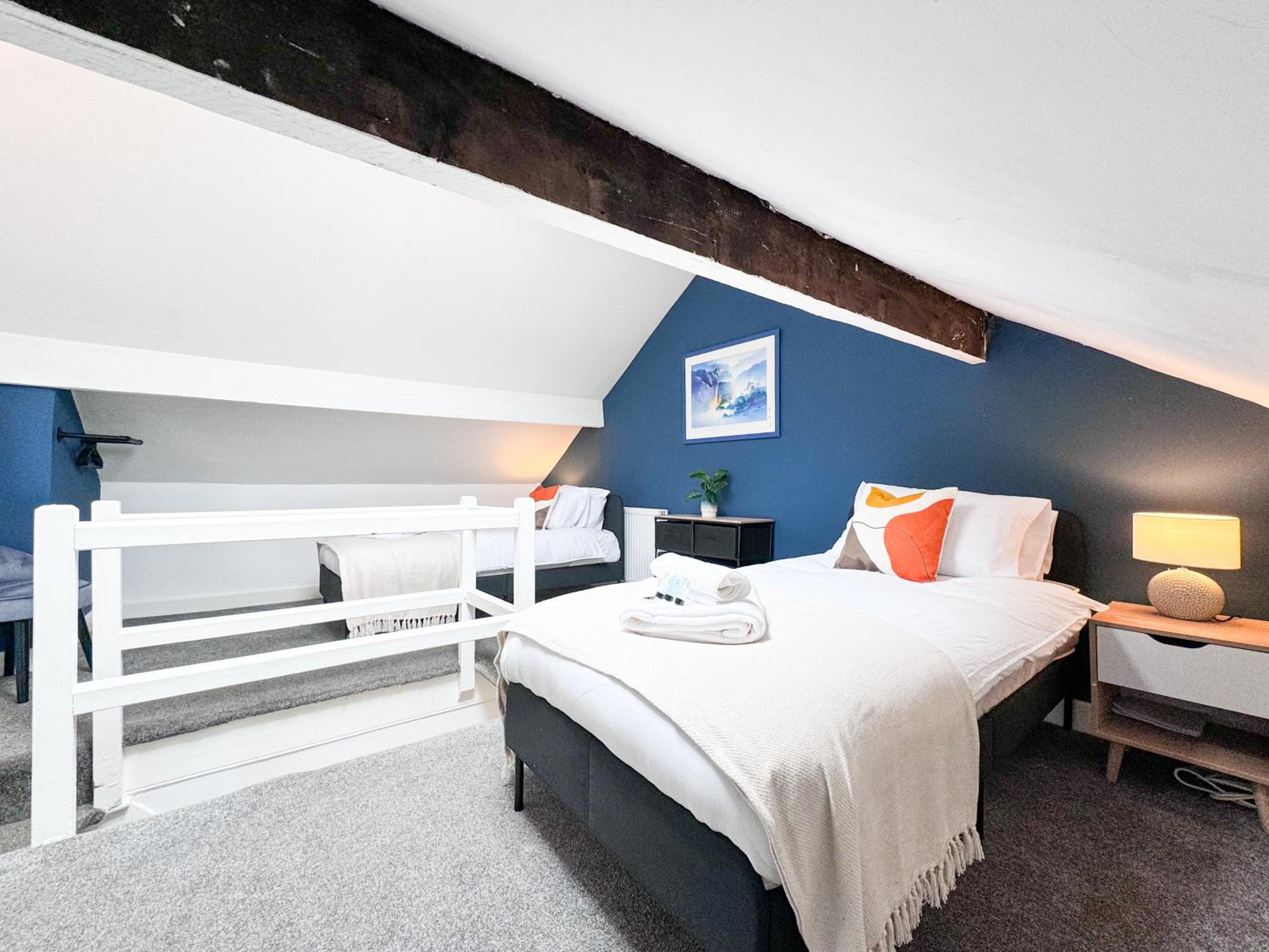 Three-Bedroom House photo 2