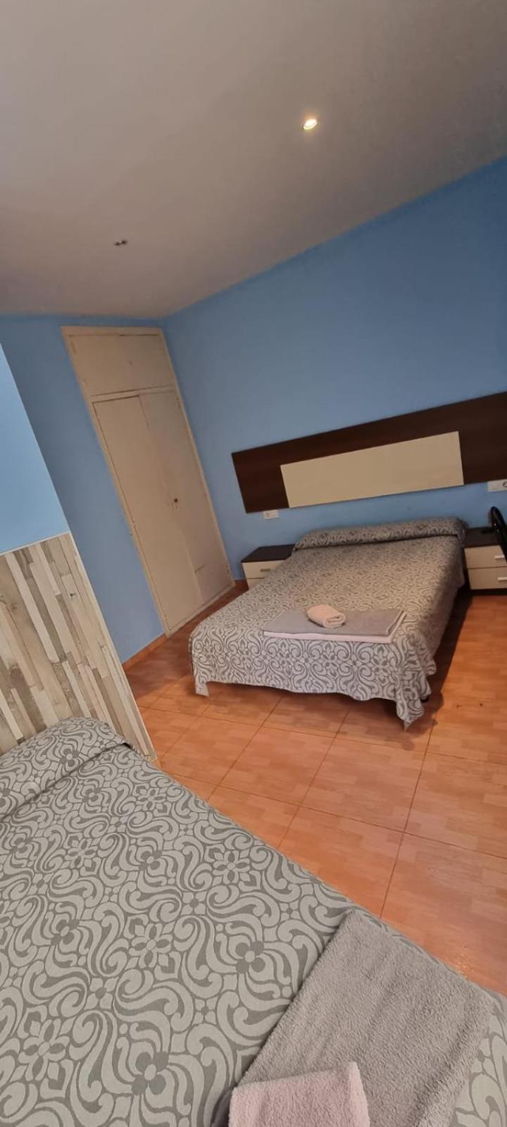 Comfort Triple Room with Shower photo 3