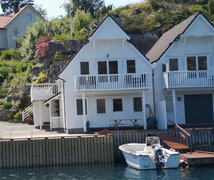 Four-Bedroom Deluxe Home - Oceanfront photo 1