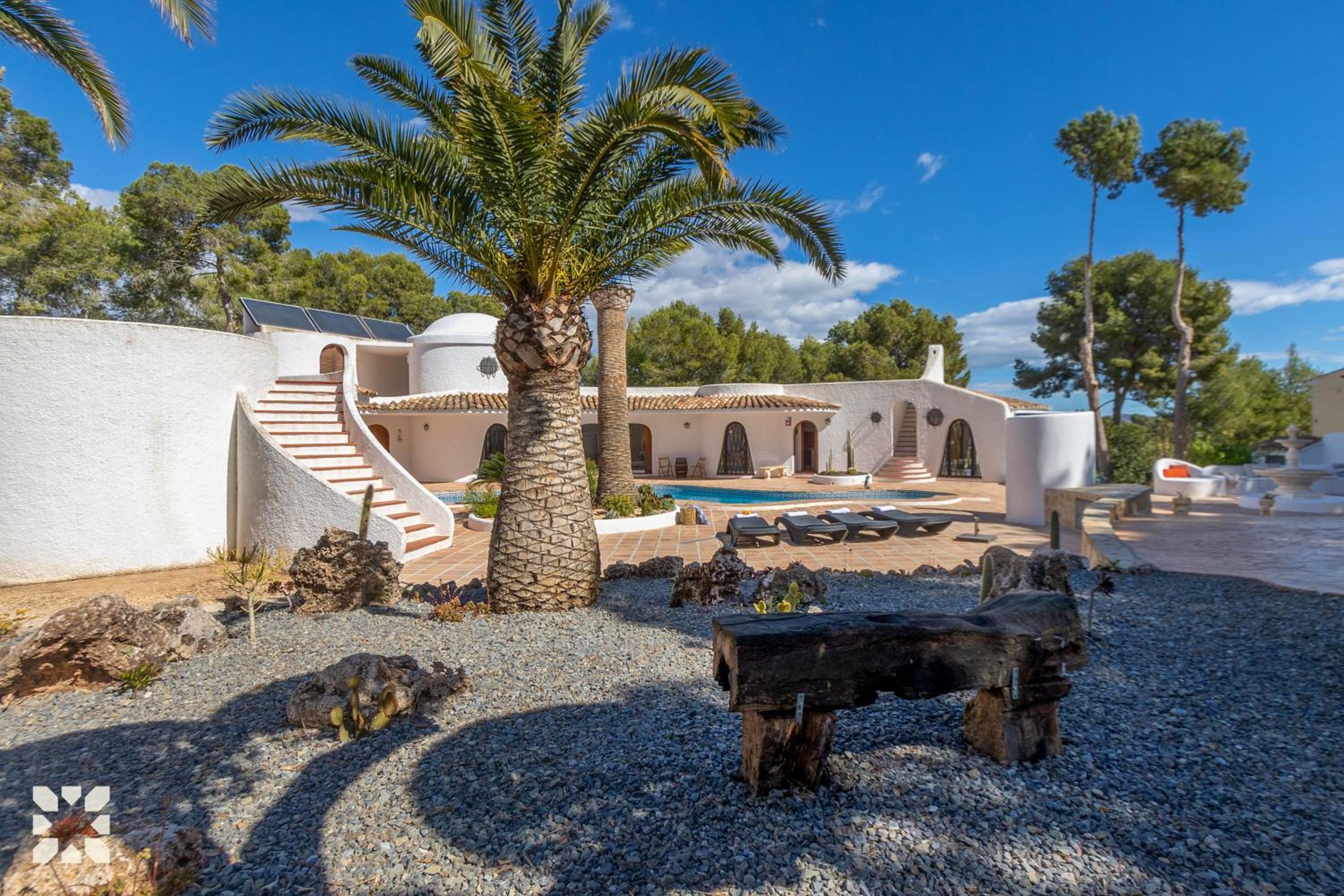 Villa with Private Pool photo 3
