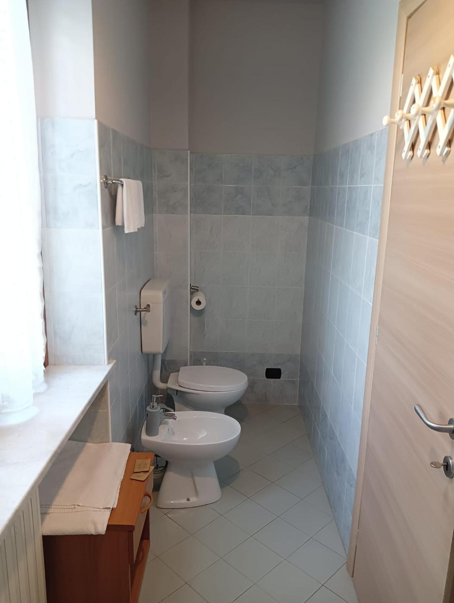 Large Double Room photo 3