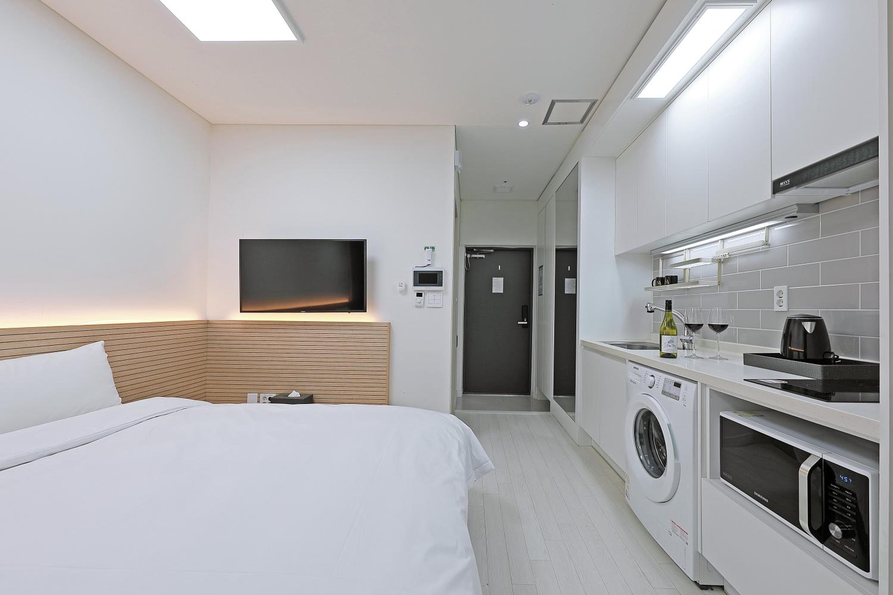 Deluxe Twin Room - Photo 1