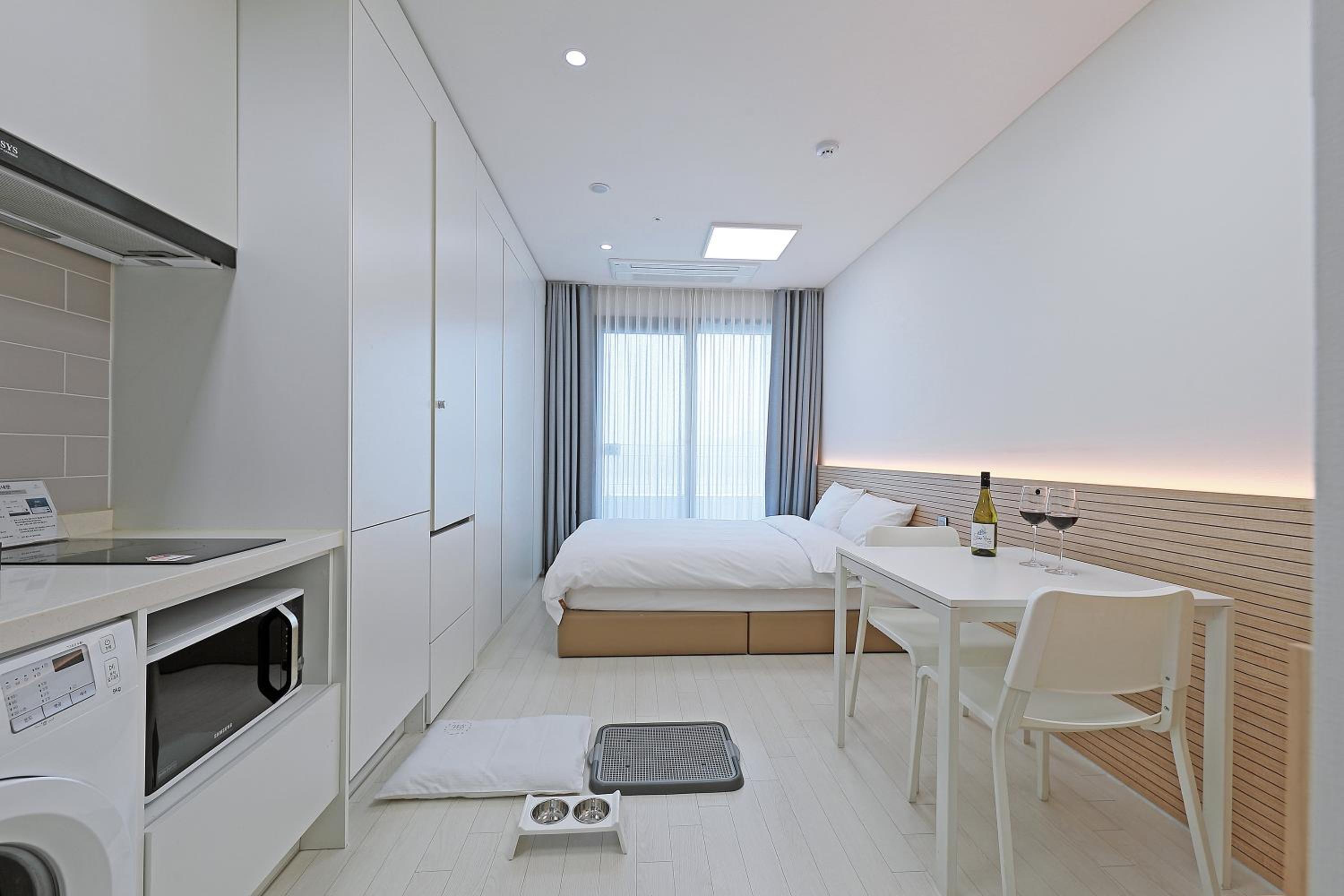 Double Room - Pet Friendly - Photo 3