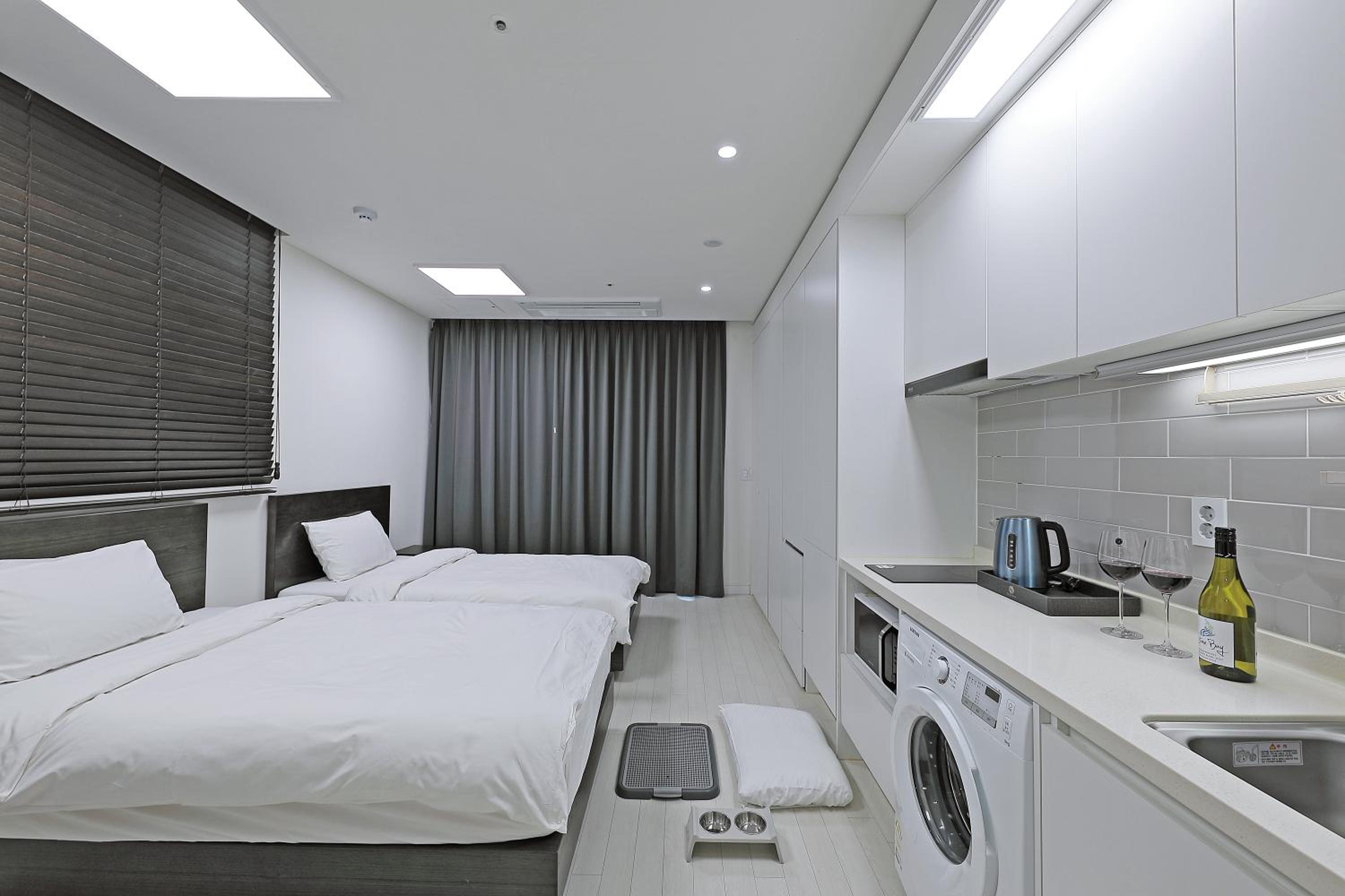 Twin Room - Pet Friendly - Photo 7