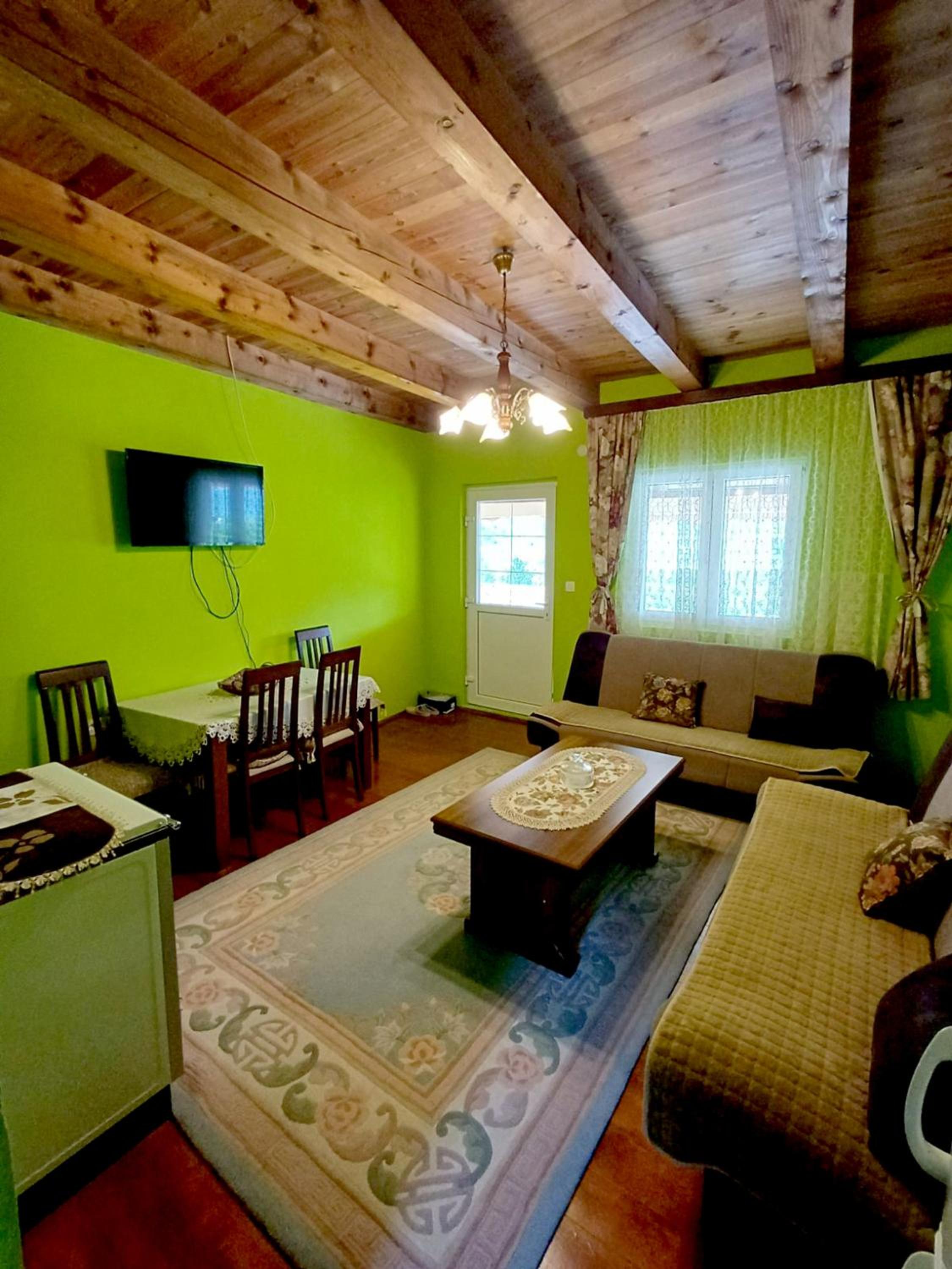 Studio Apartment photo 3