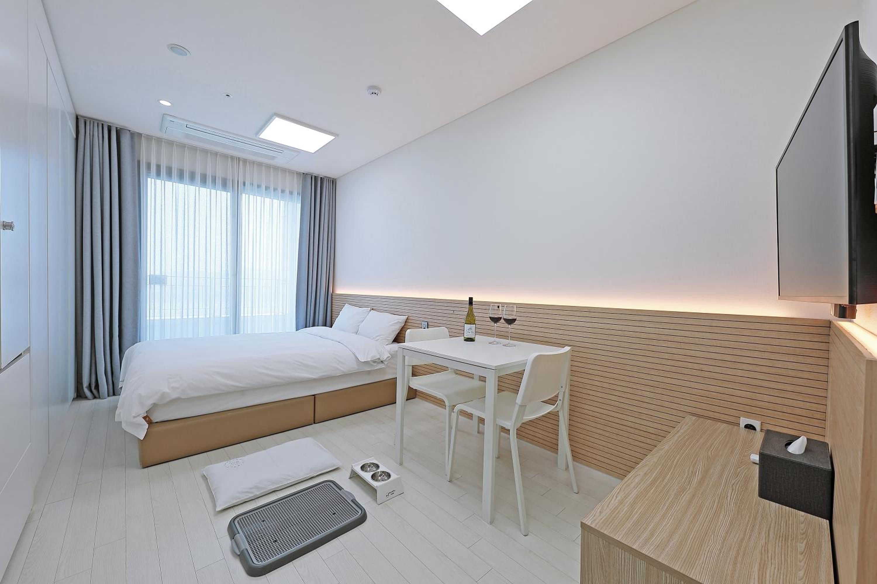 Double Room - Pet Friendly - Photo 4