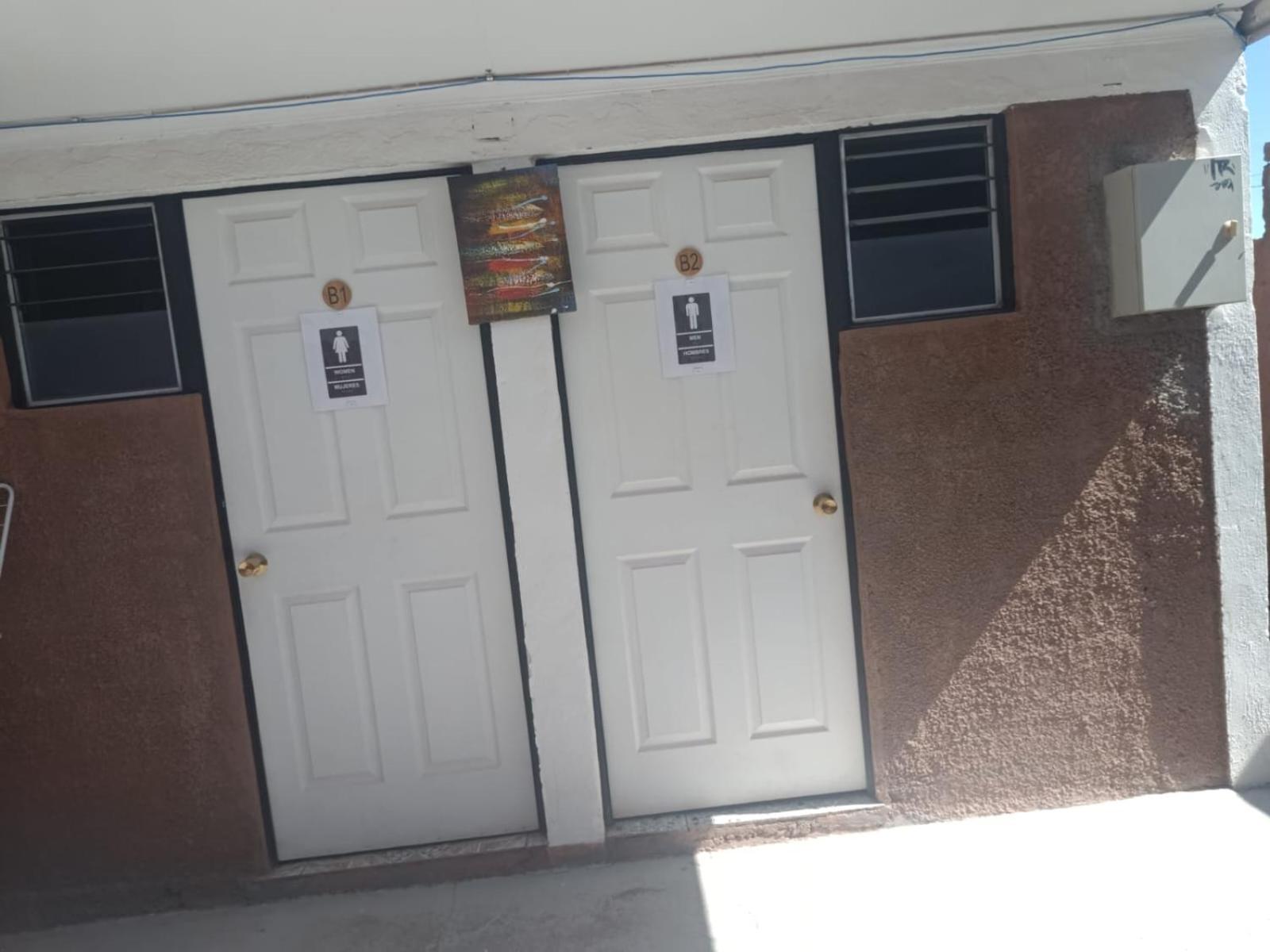 Economy Triple Room with Shared Bathroom photo 3