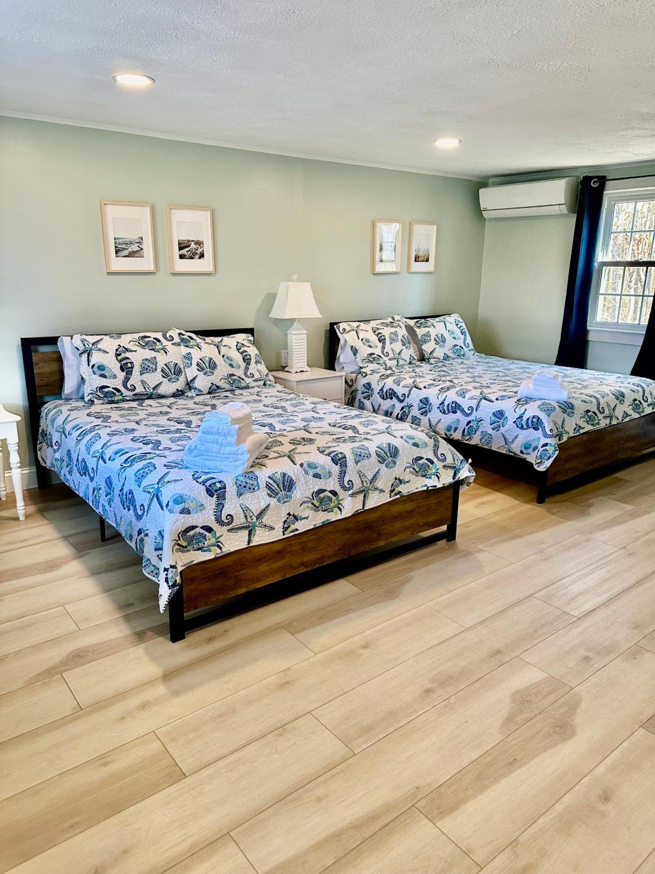 Large Double Room - Photo 6