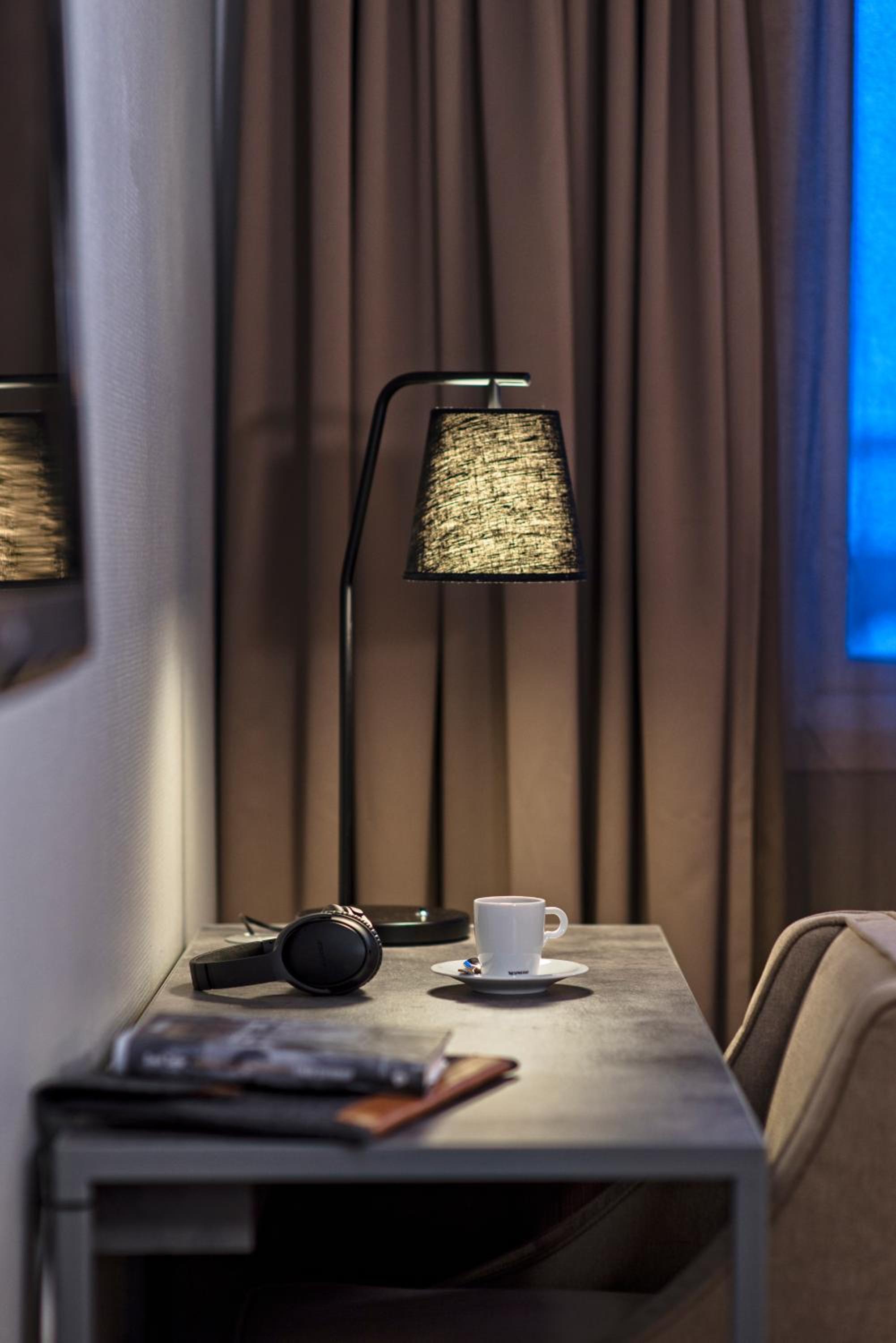 Standard Guest Room - Photo 6