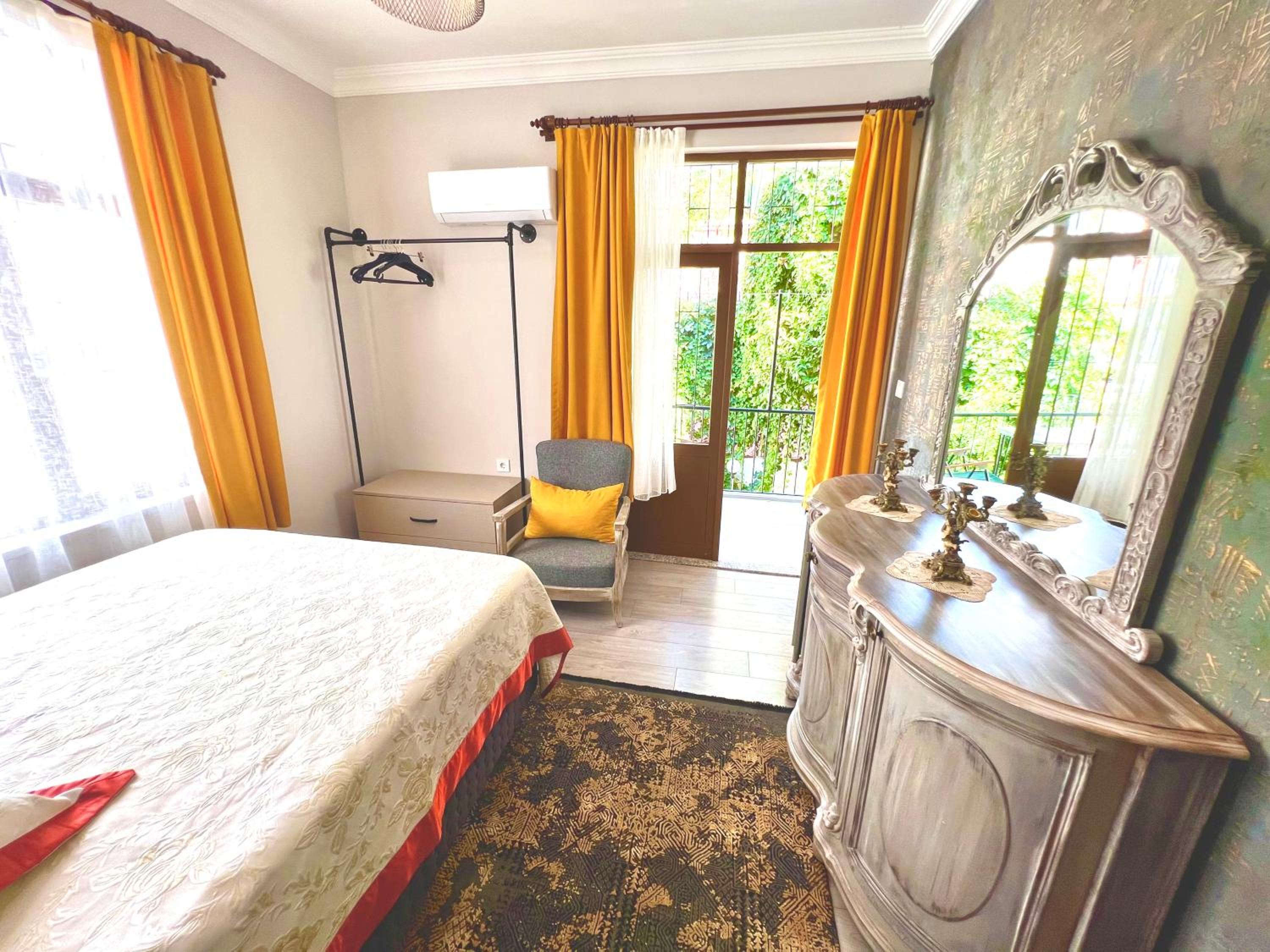 Apartment with Balcony