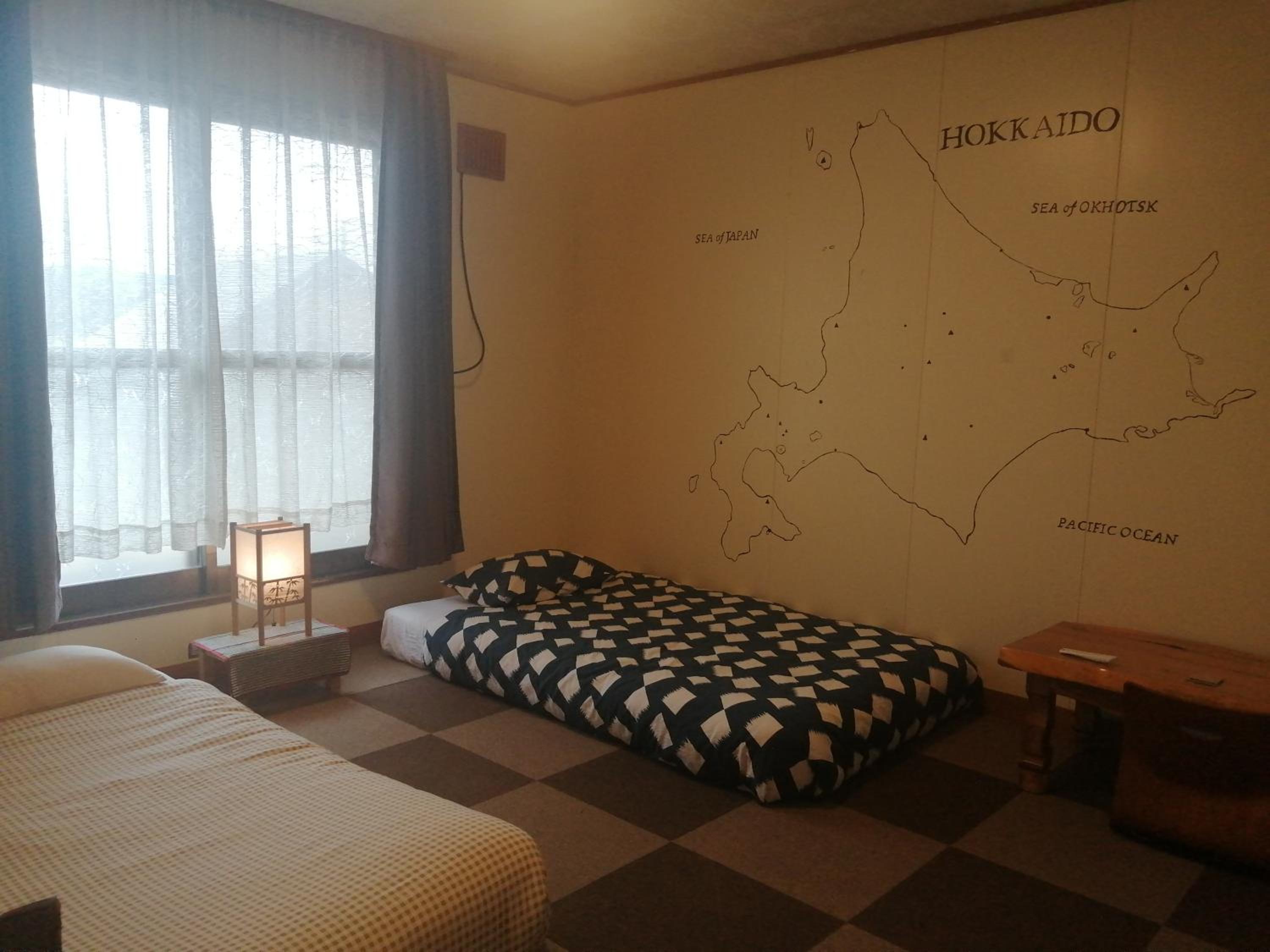 Triple Room with Balcony - Photo 5