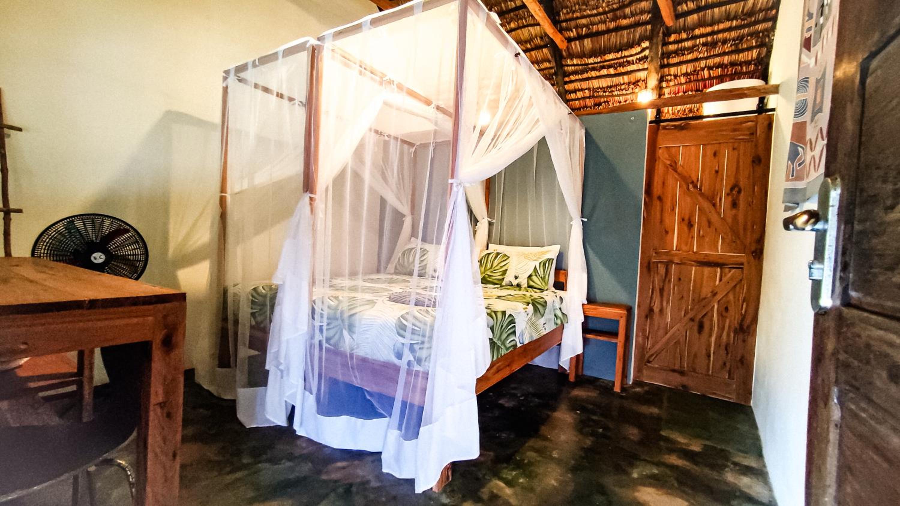 Double or Twin Room with Private Bathroom photo 3
