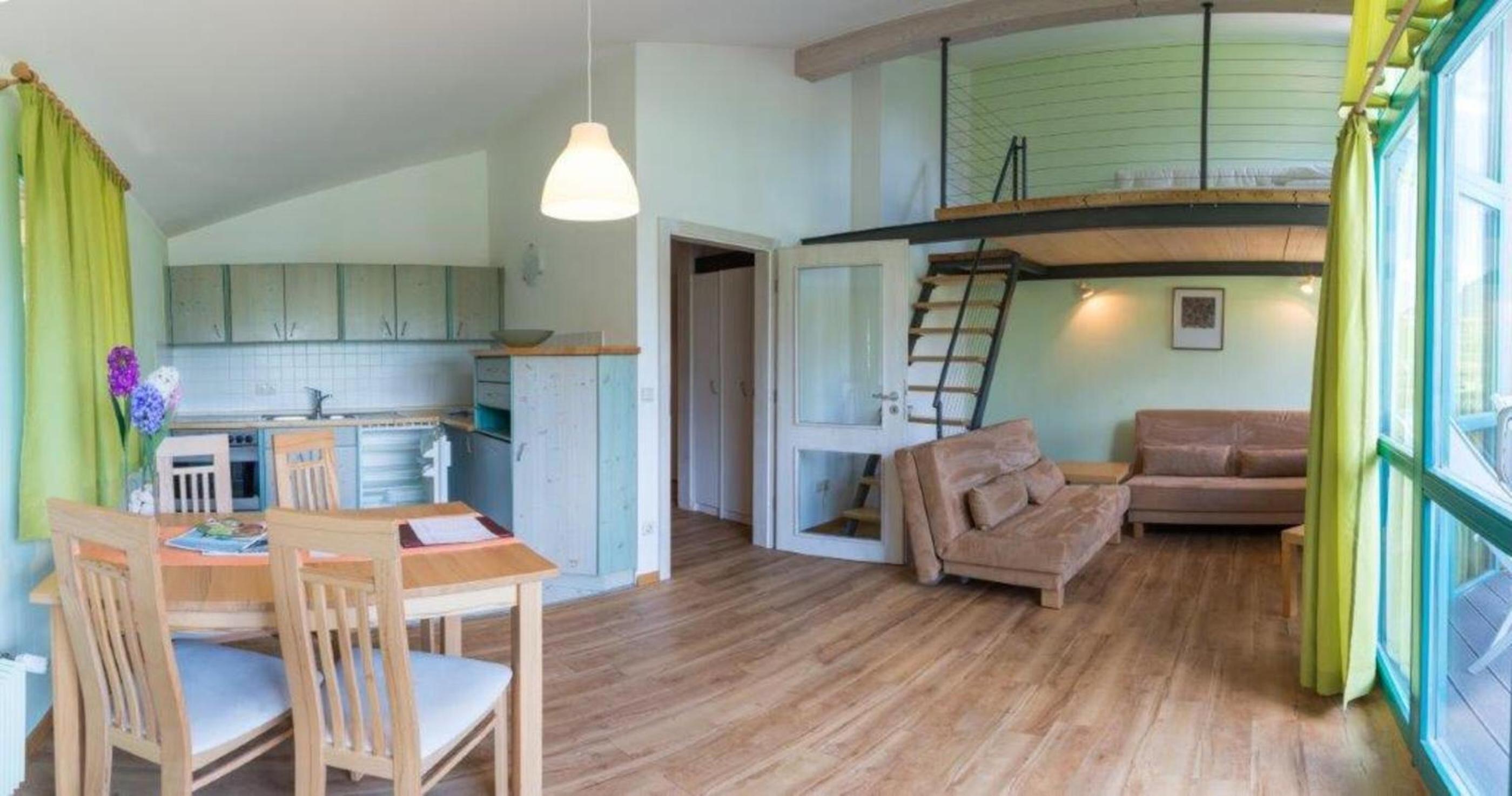 Two-Bedroom Deluxe Apartment with Balcony