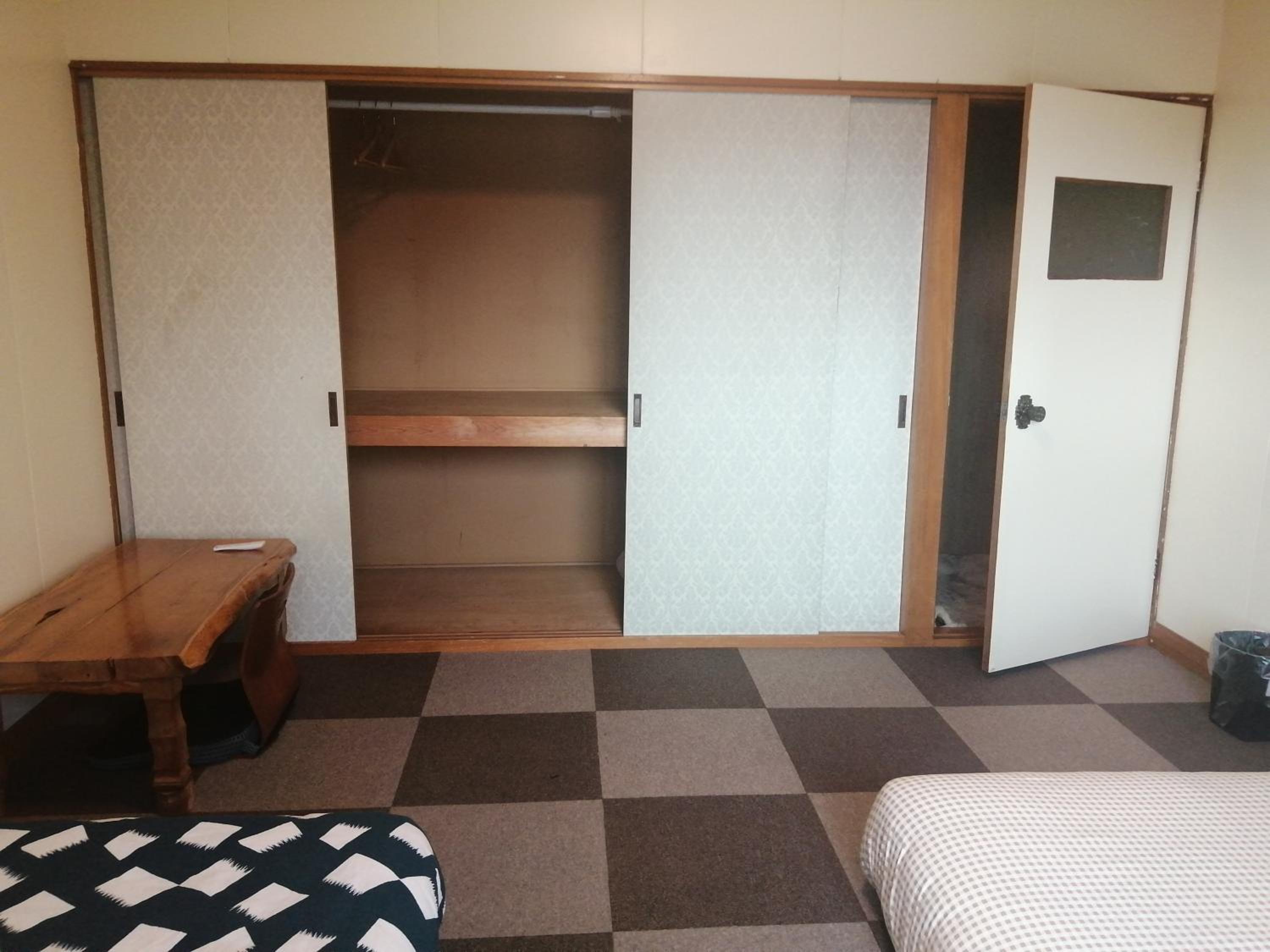 Triple Room with Balcony - Photo 7