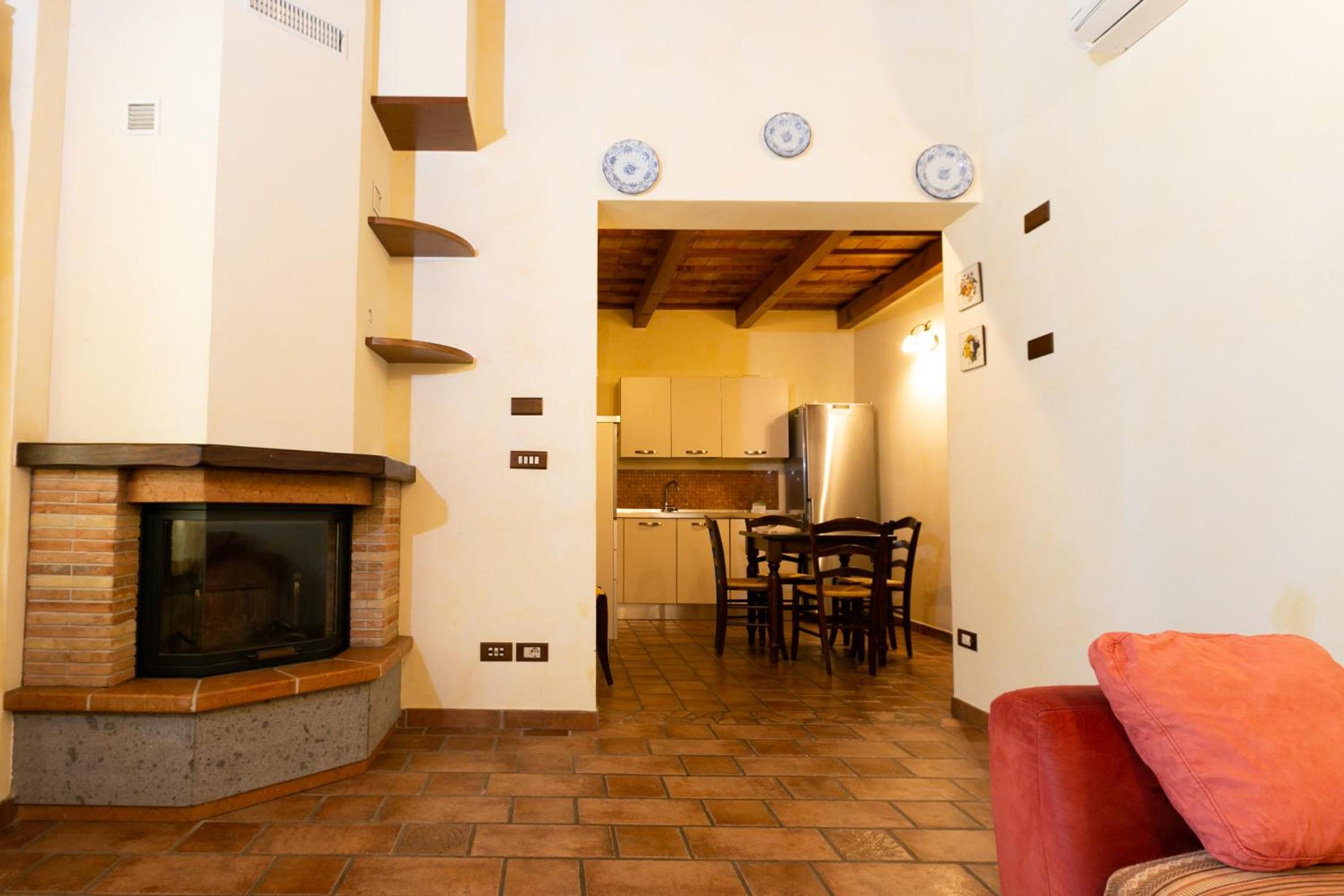 Superior One-Bedroom Apartment - Photo 13