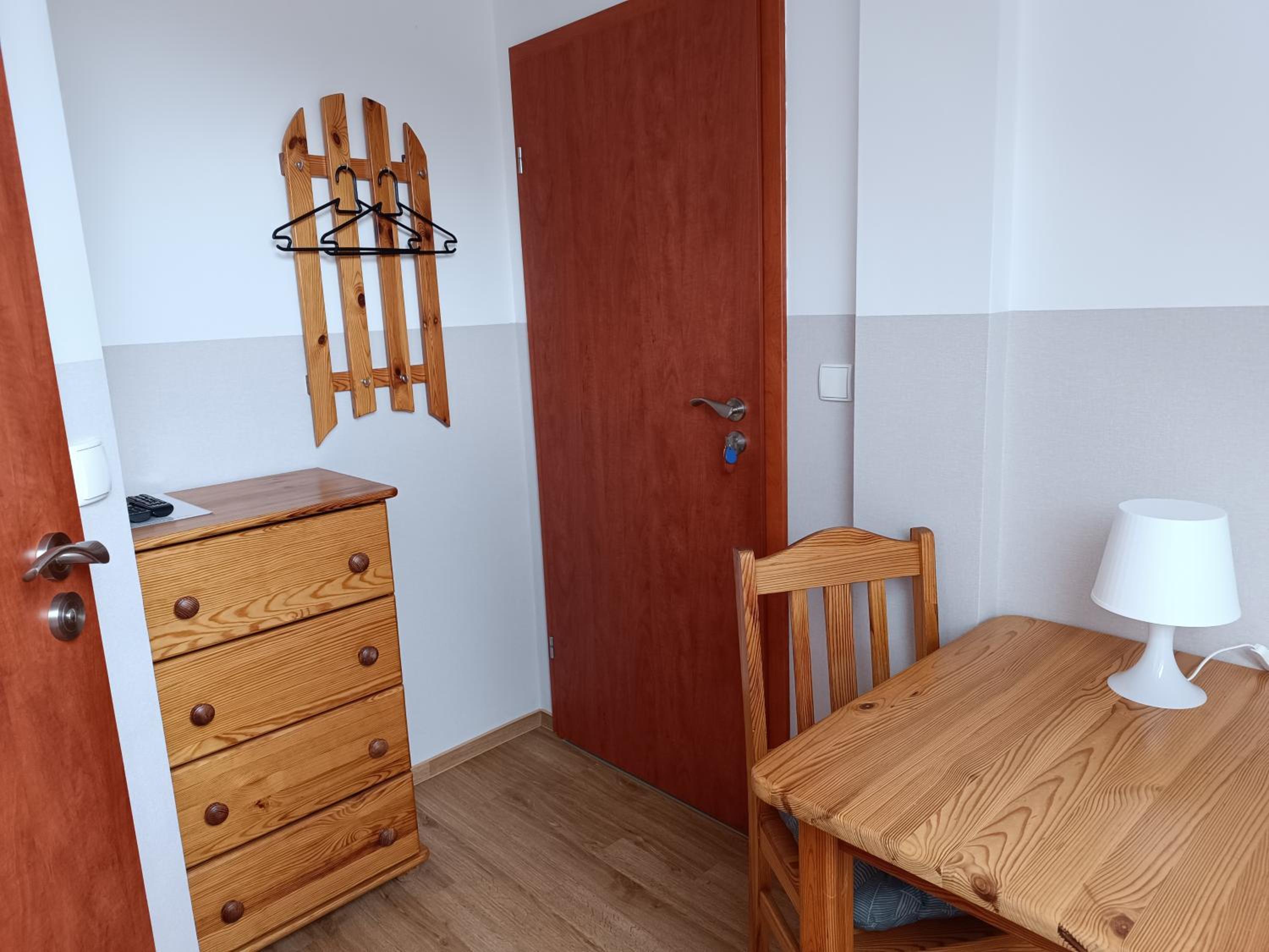 Single Room photo 2