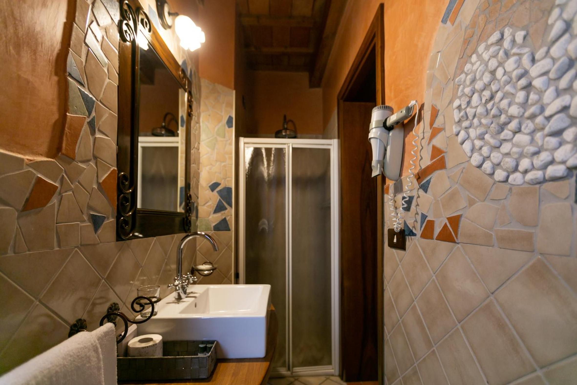 Deluxe Family Room - Photo 3