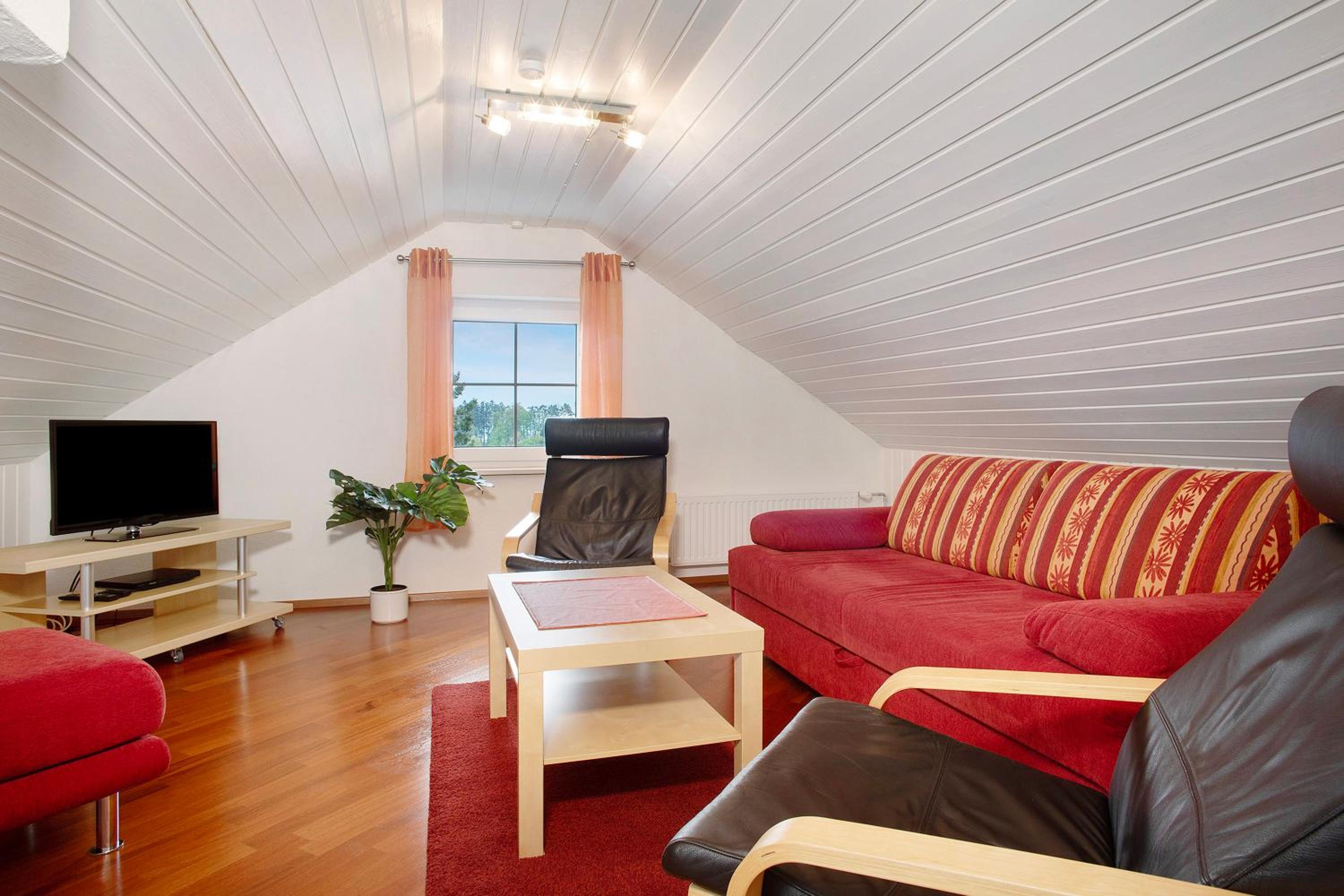 Two-Bedroom Deluxe Apartment with Garden View photo 1