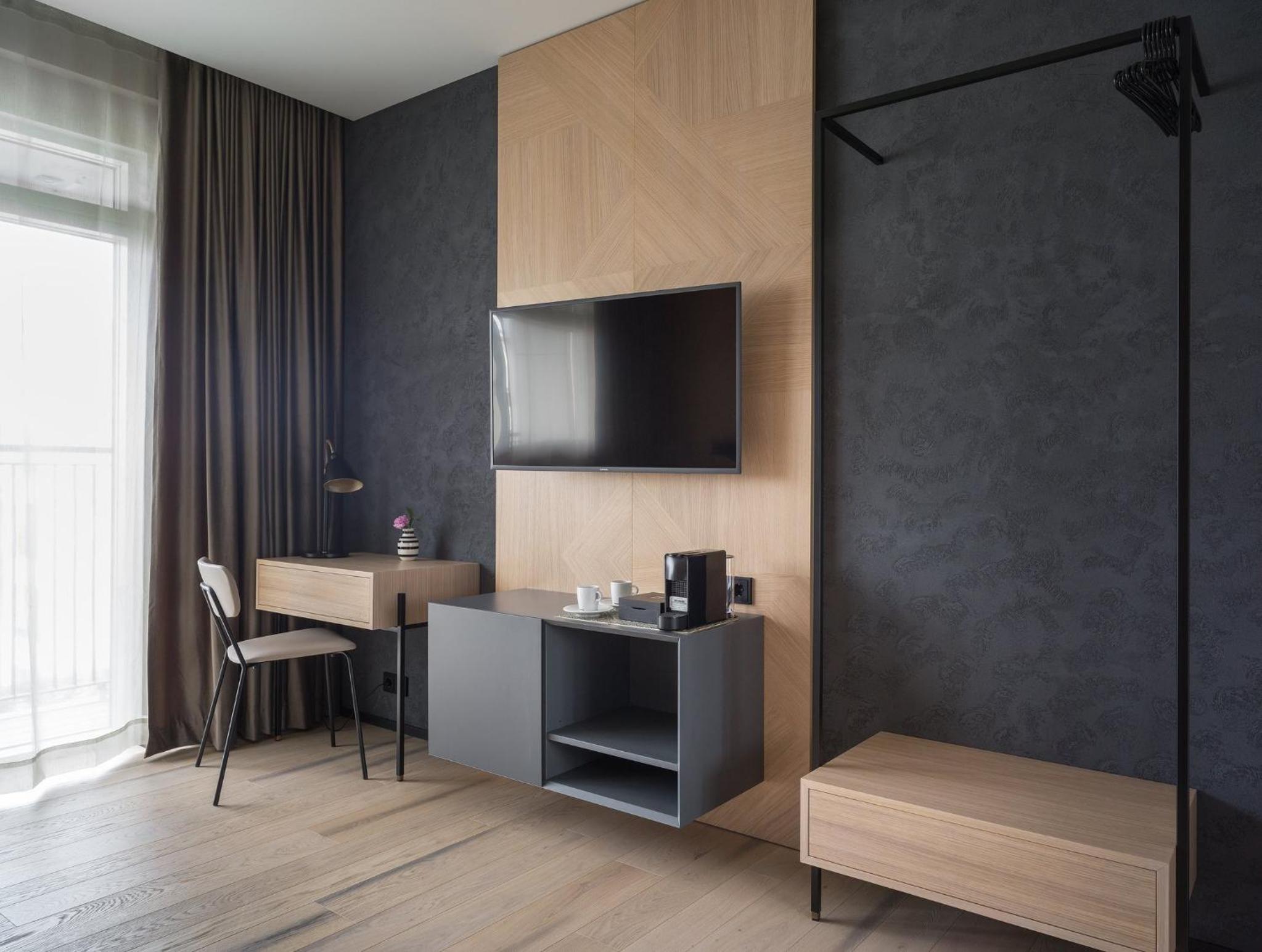 Twin Room with Balcony photo 3