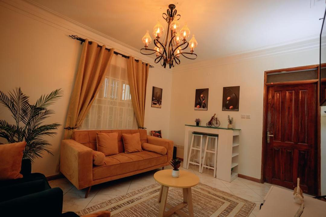 Three-Bedroom Bungalow photo 3
