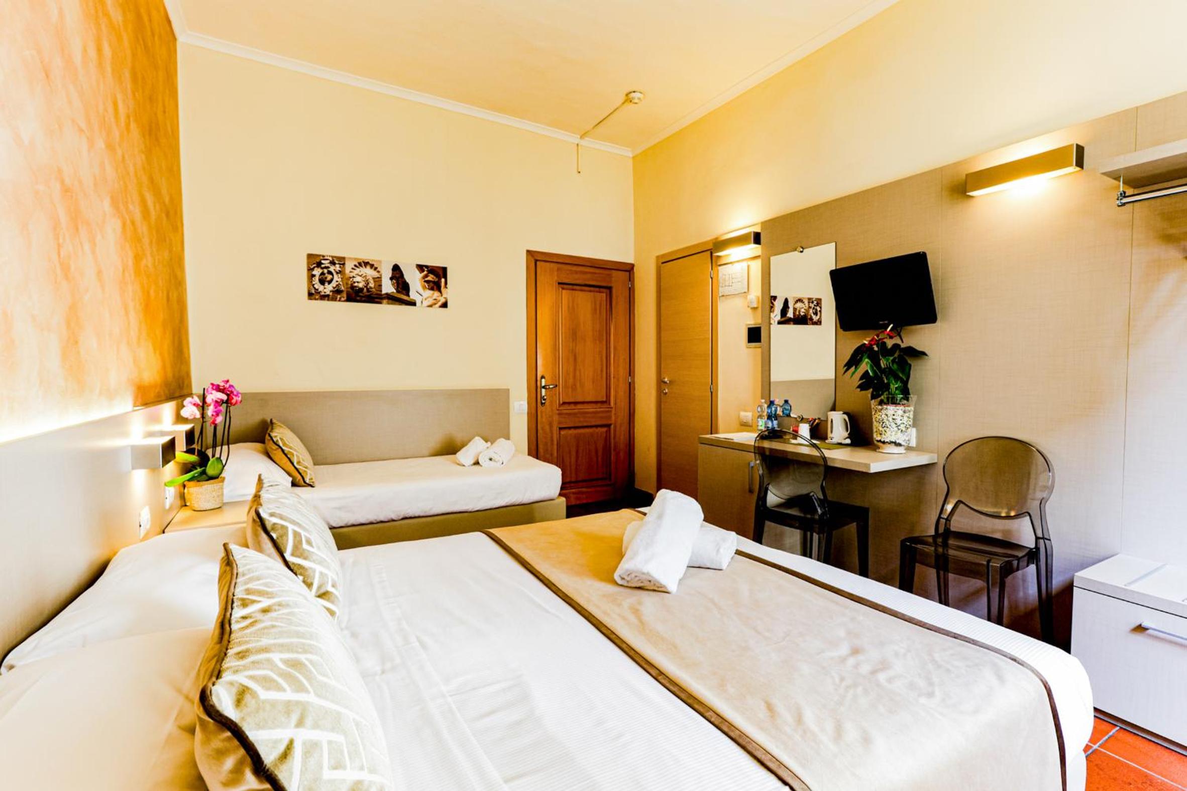 Superior Triple Room - Photo 1