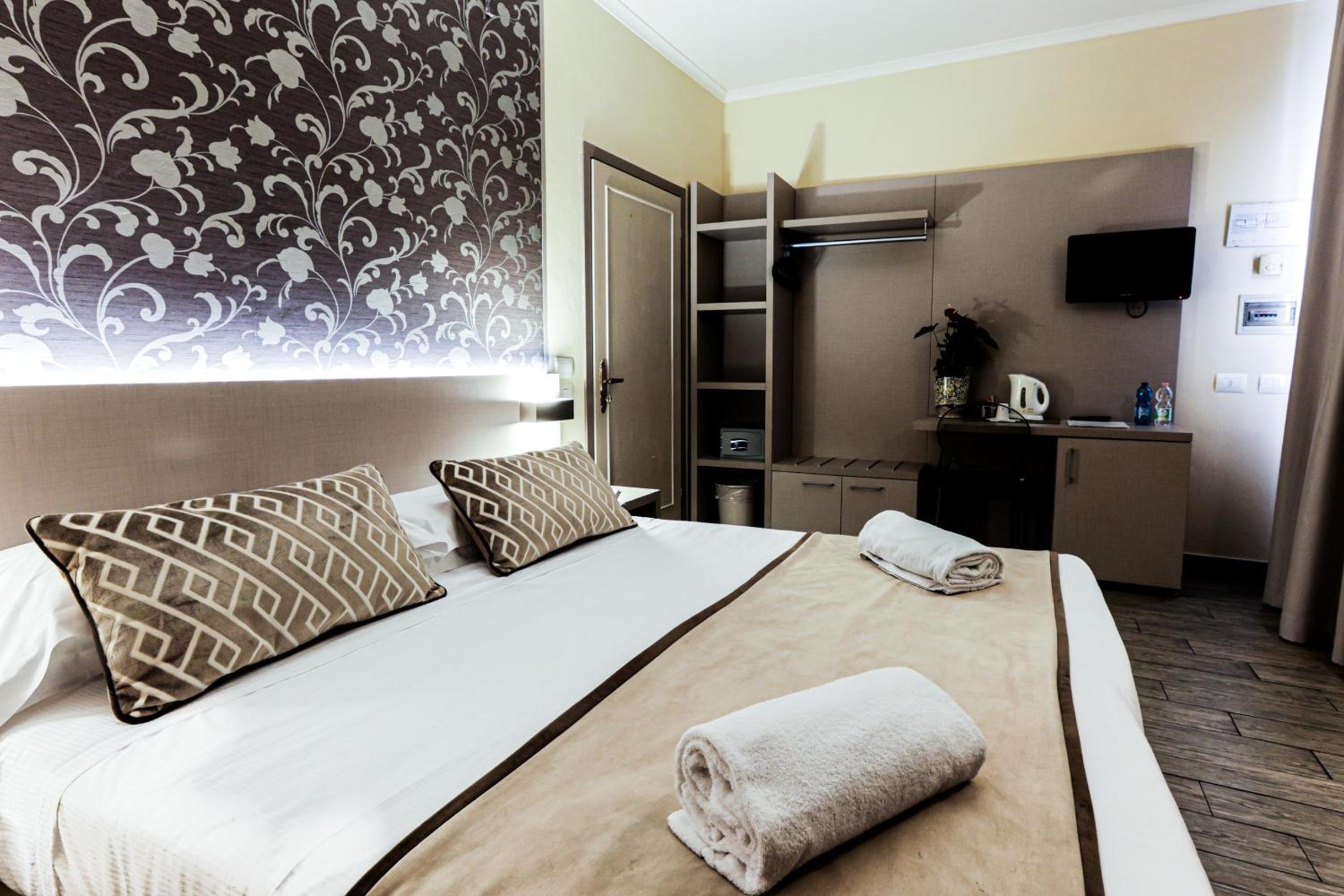 Superior Double Room - Photo 6