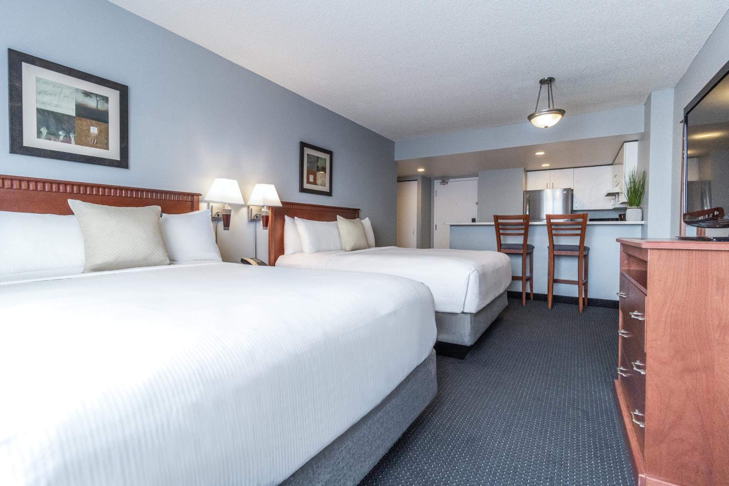 Two-Bedroom Suite - Photo 1